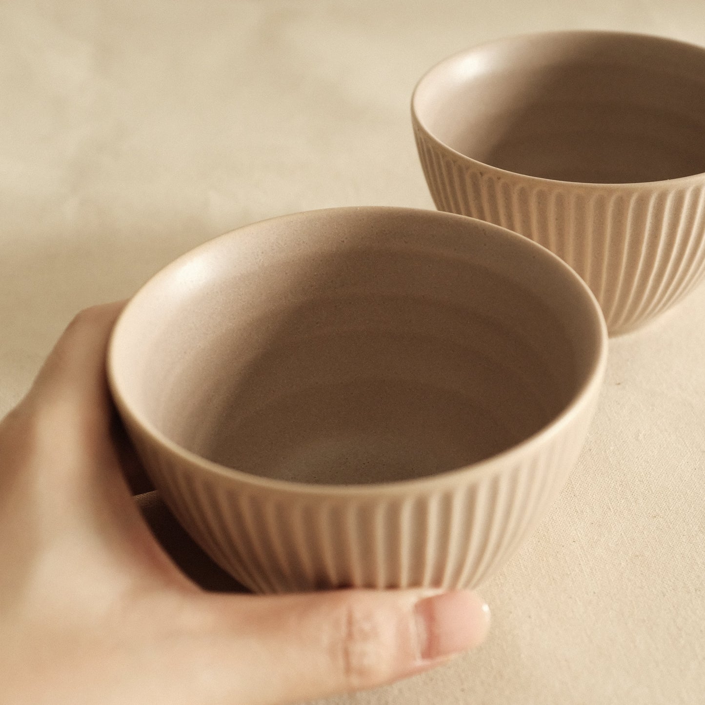 East Table Cotogo Beige Matte Small Bowl