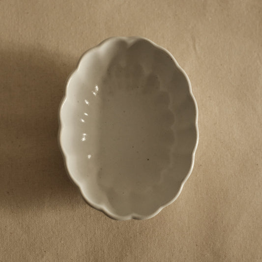 East Table Dolce Chrysanthemum Shape Yuki Snow White Small Bowl