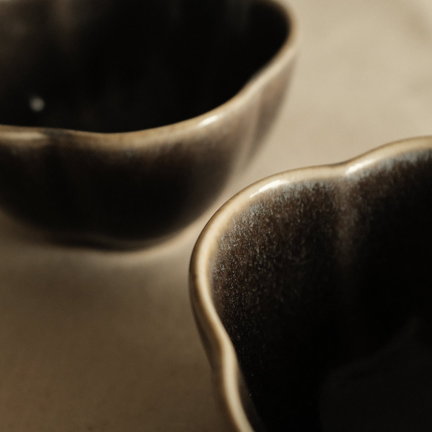 East Table Dolce Kiln Change Glaze Ume Plum Shape Goma Sesame Small Bowl