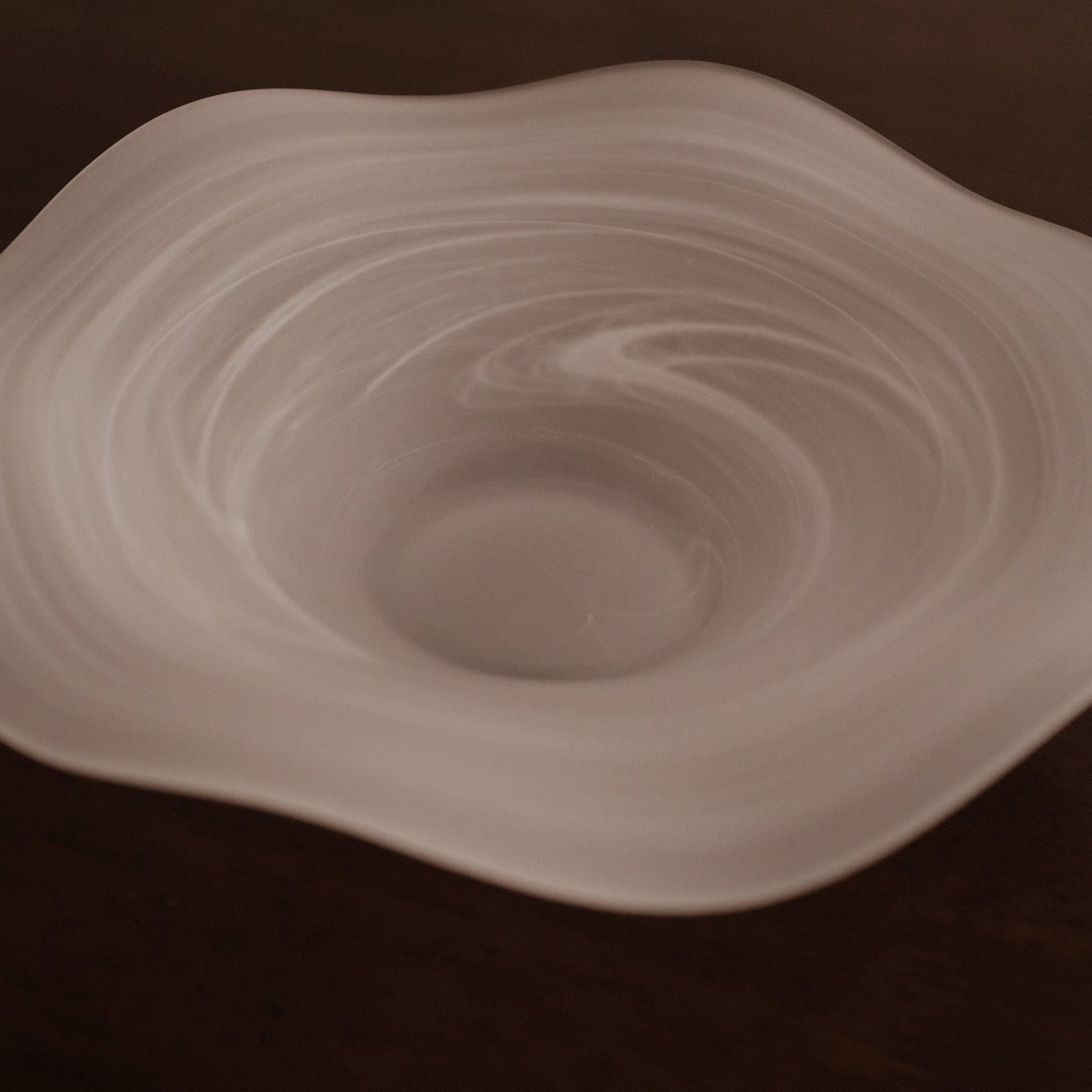 ESME Handmade Wavy Round Frosted Glass Cosmic Deep Plate White