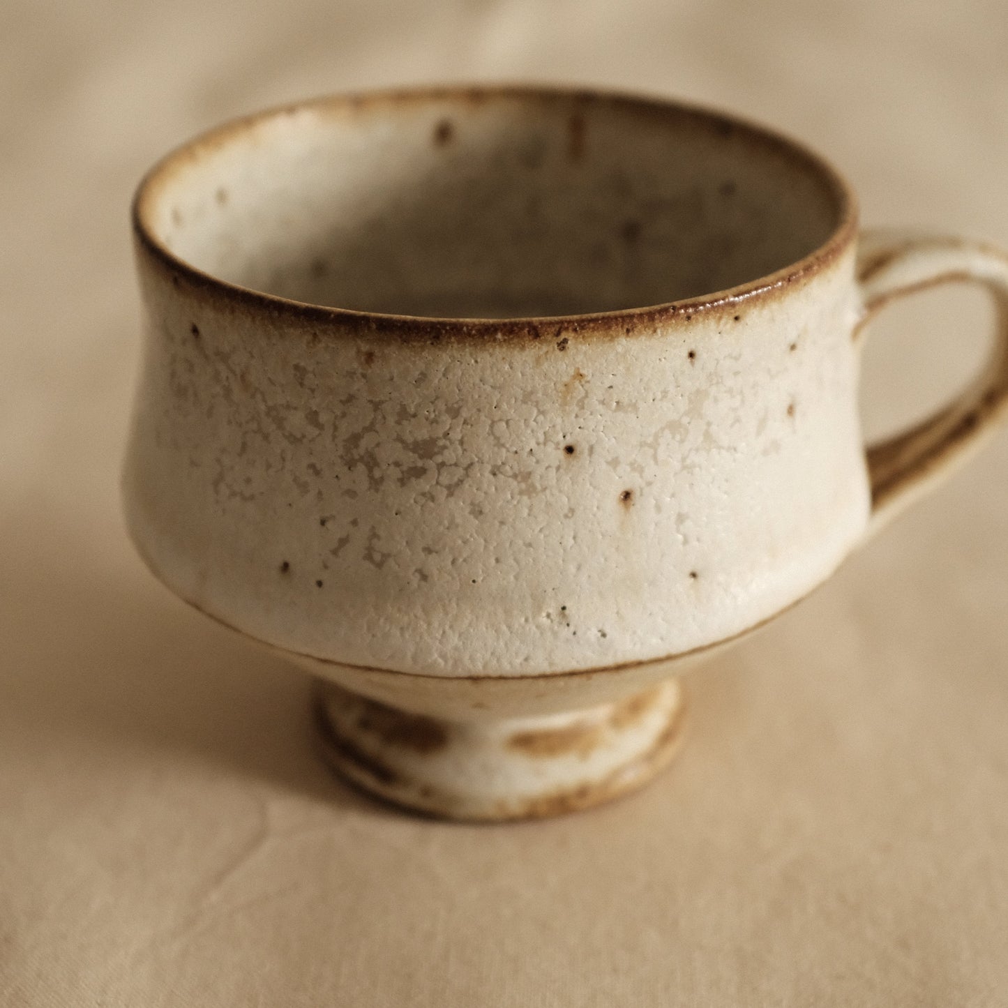 Kazuhito Yamamoto White Milky Glaze Antique Goblet Mug