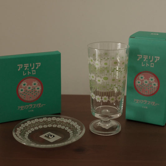 Aderia Retro Japan Rhapsody White Flowers Glass with Legs and Plate Gift Set