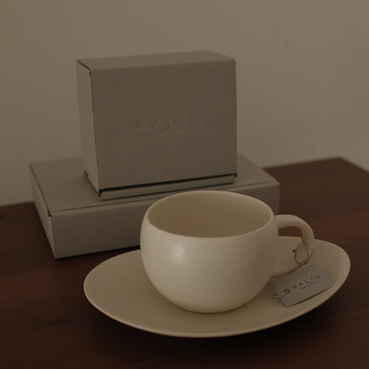 SALIU JAPAN Yui Mug and Tea Plate Gift Set Minoware