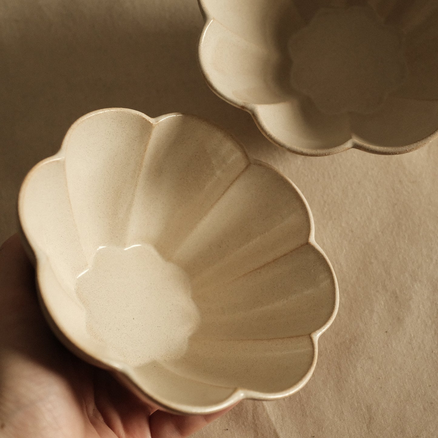 East Table Hanasaki Flower Shape Sand Beige Deep Bowl