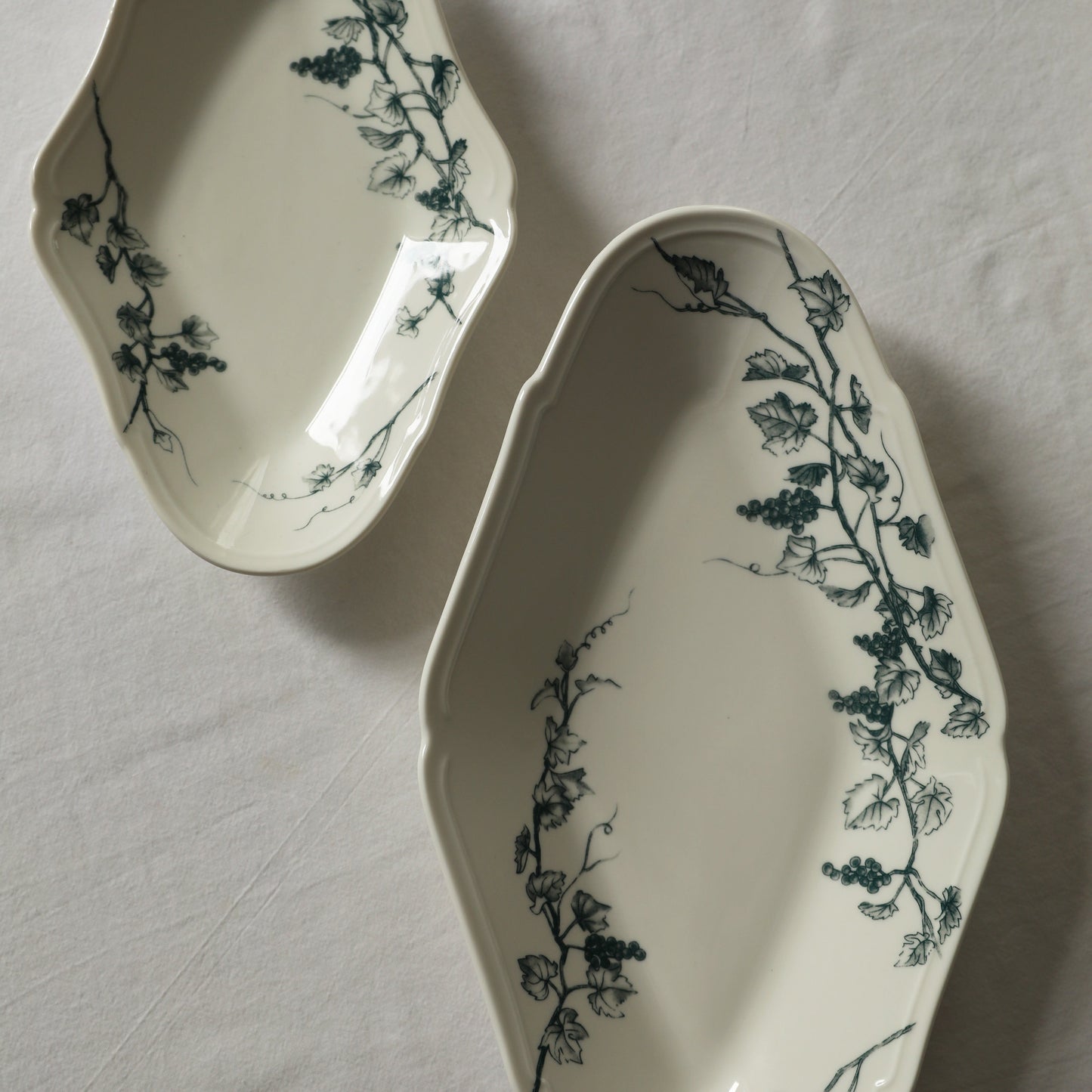 Studio M' Japan Vigne Plate Blue