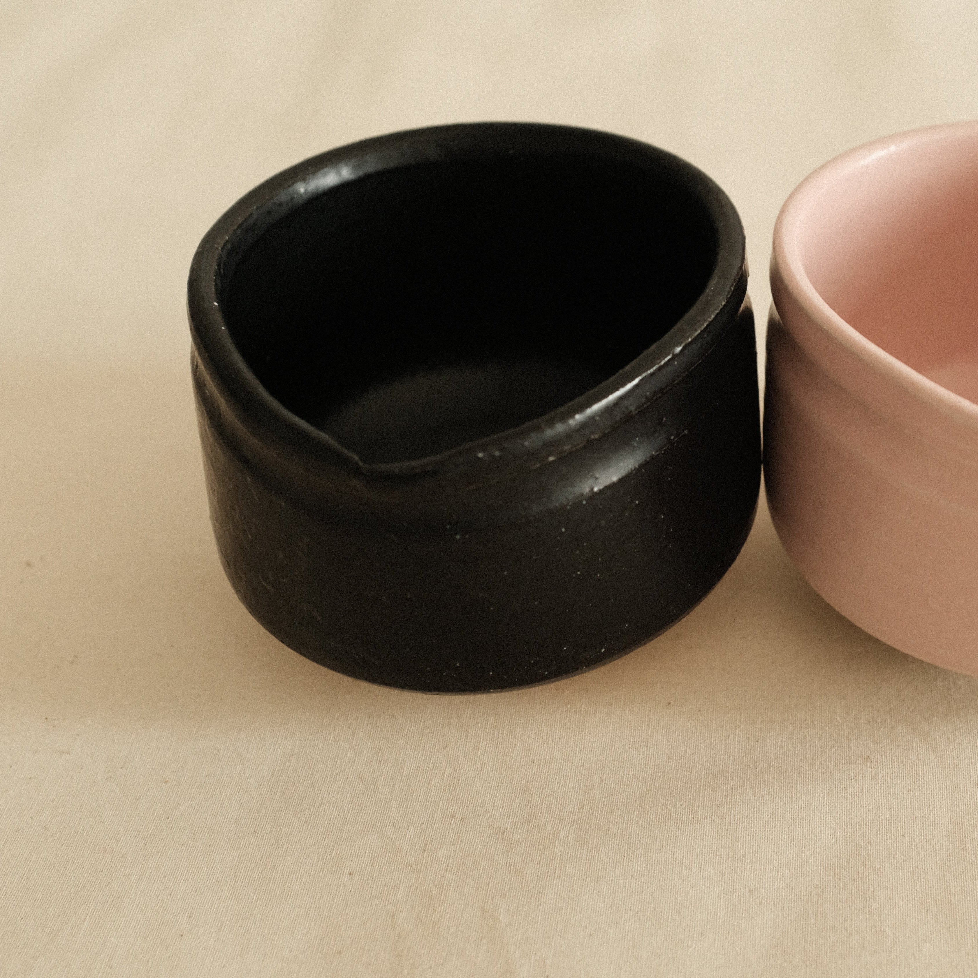 Hatsuichi Japan Kuroku Neri Black Katakuchi Chawan Matcha Bowl Minoware