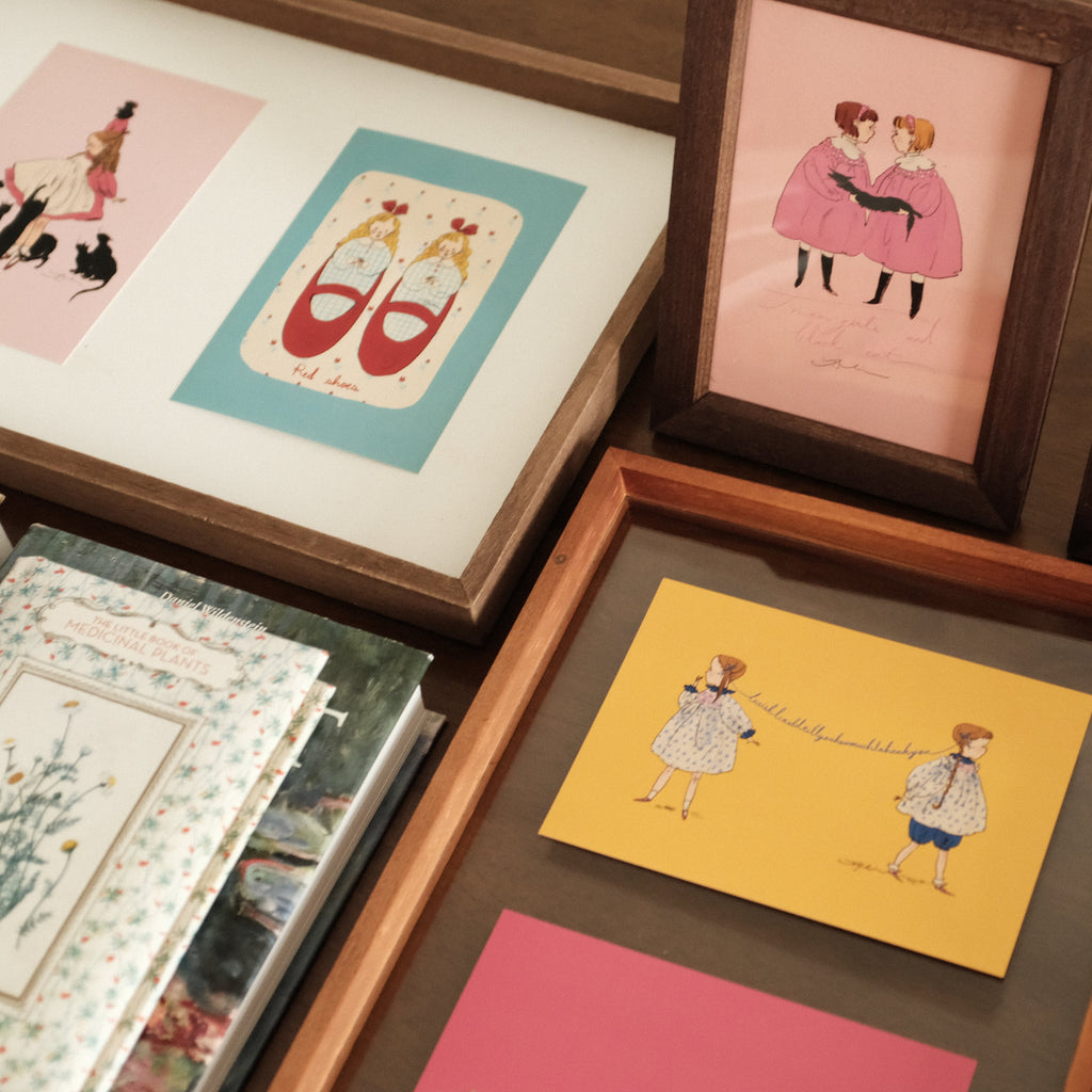 Kurahashi Rei Cat and Twins Postcard