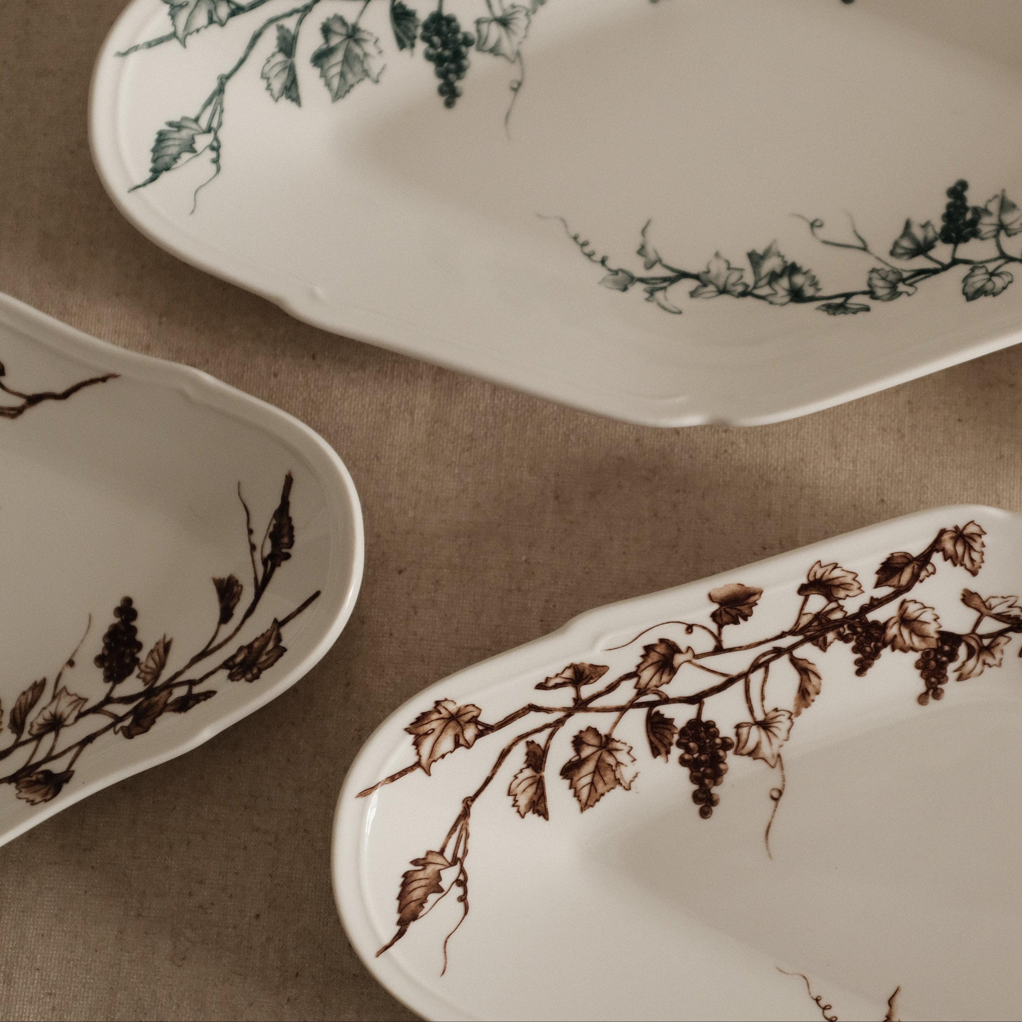 Studio M' Japan Vigne Plate Blue