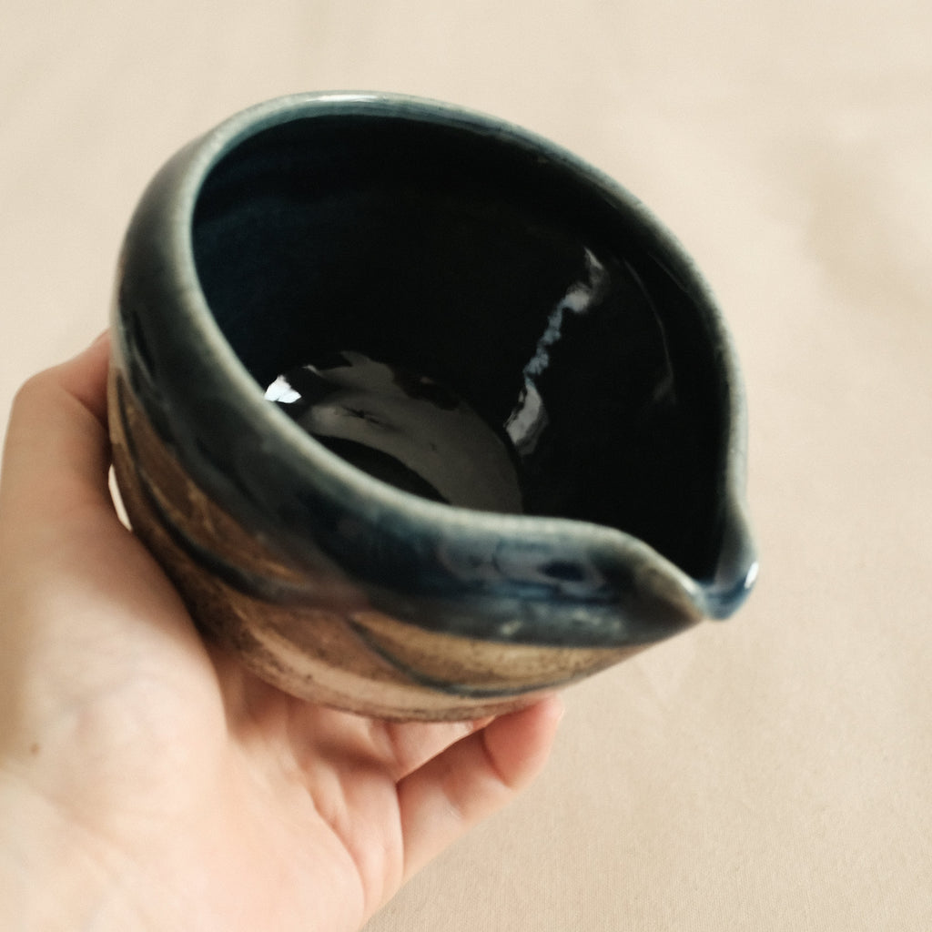 Hatsuichi Japan Ai Nagashi Dark Blue Katakuchi Chawan Matcha Bowl Minoware
