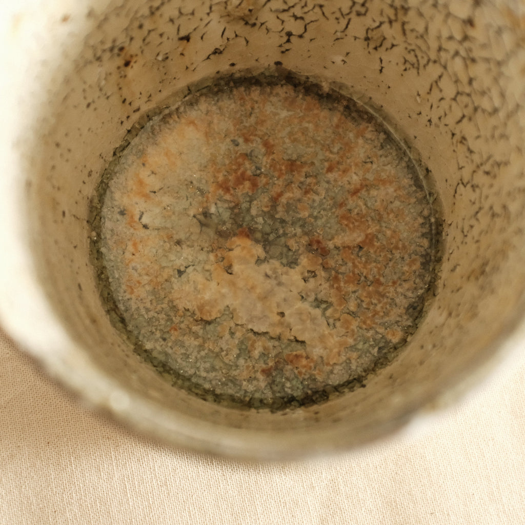 Kazuhito Yamamoto White Vidro Powdered Glaze Antique Mug