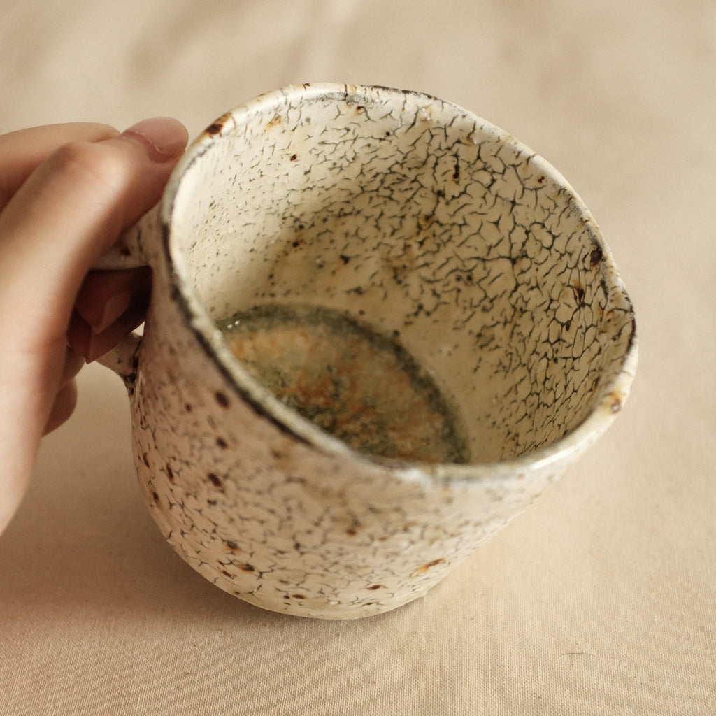 Kazuhito Yamamoto White Vidro Powdered Glaze Antique Mug