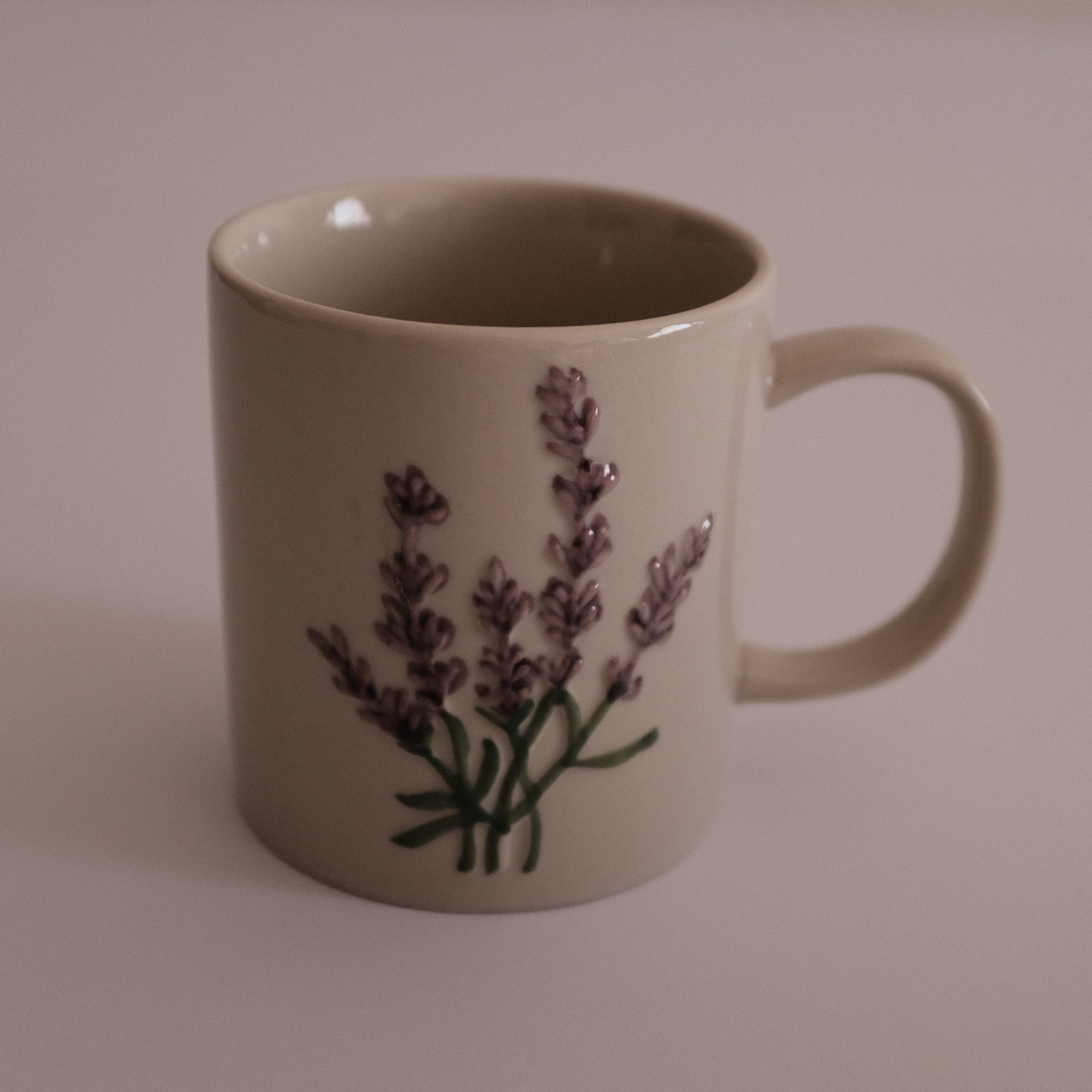 SUMMERIE Rustic Charm Whimsical Floral Lavender Relief Ceramic Mug