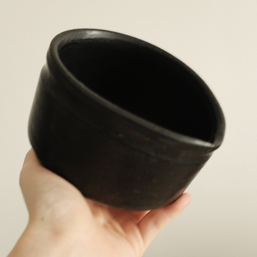 Hatsuichi Japan Kuroku Neri Black Katakuchi Chawan Matcha Bowl Minoware