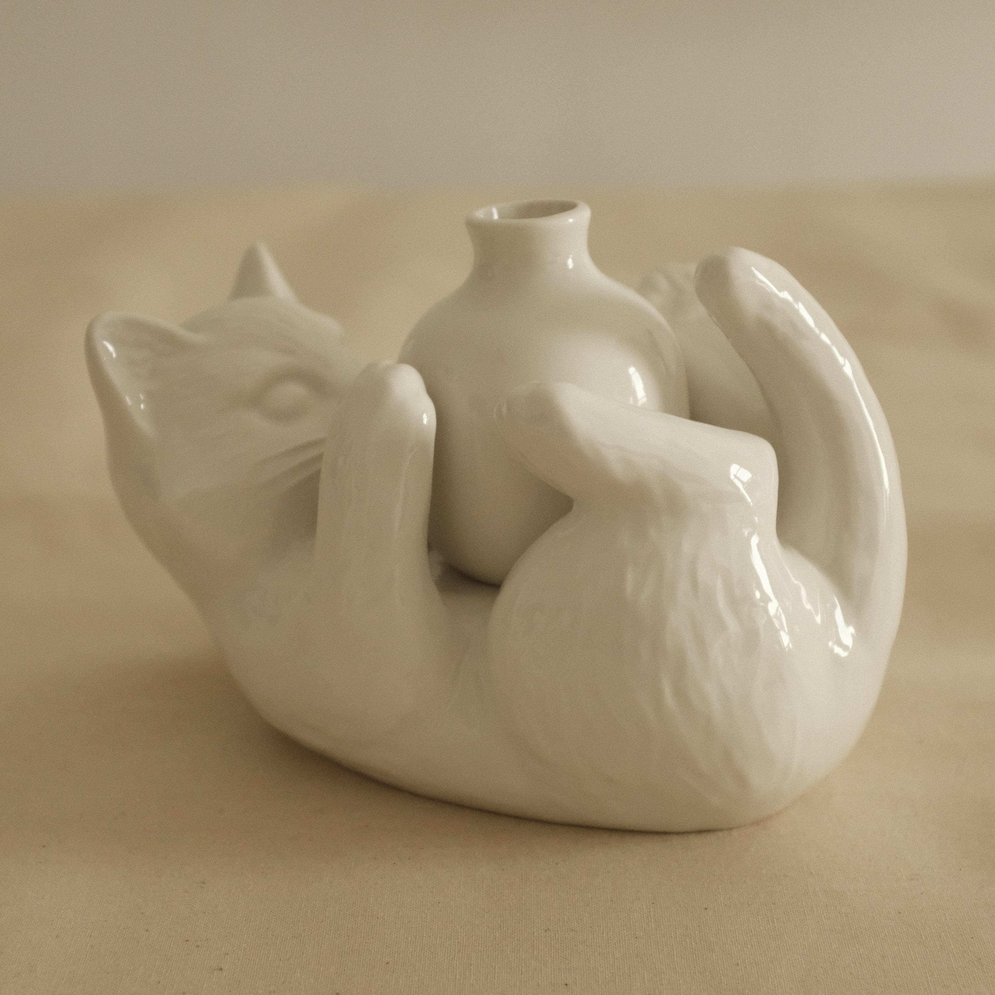 MIGNON Furry Cat with Small Ceramic Vase Reed Diffuser Bottle