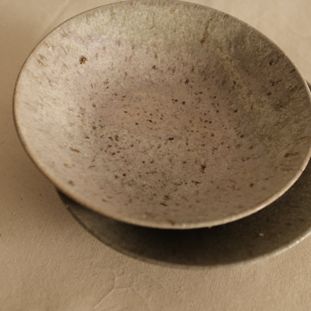 Suzuki Mikumo Spring Soft Pink Green Ceramic Deep Plate