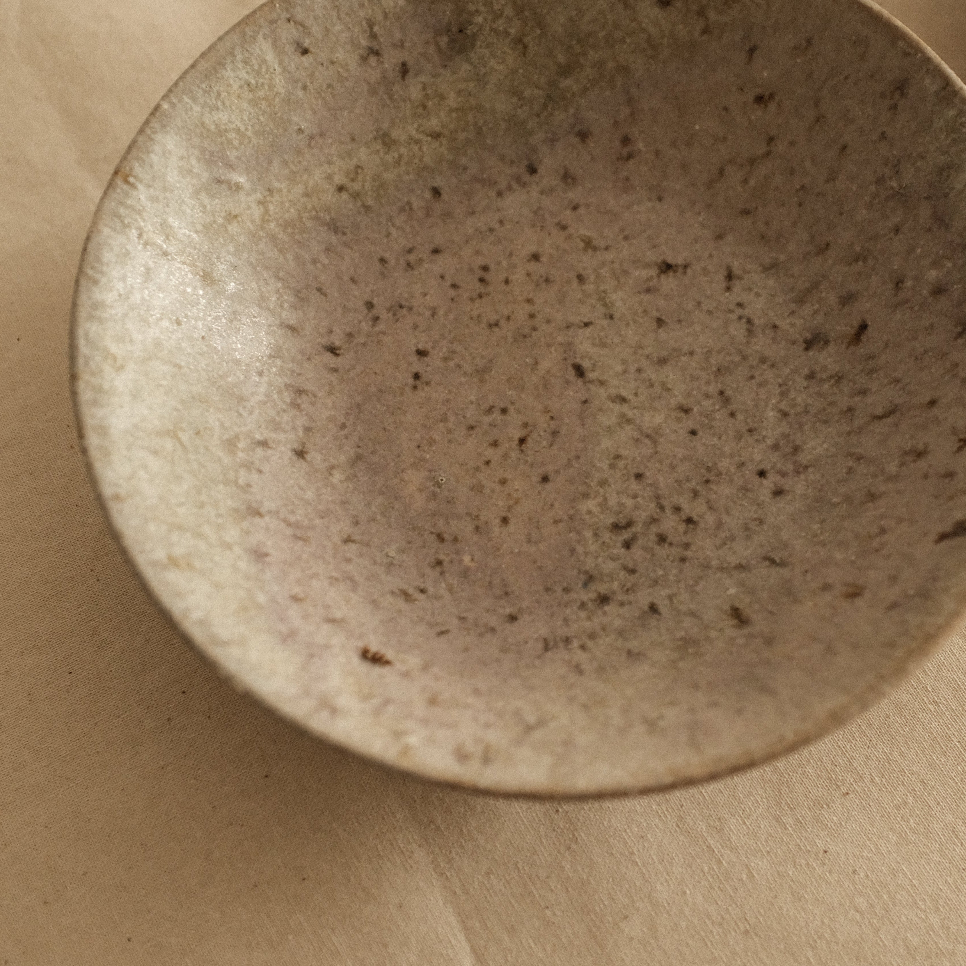 Suzuki Mikumo Spring Soft Pink Green Ceramic Deep Plate