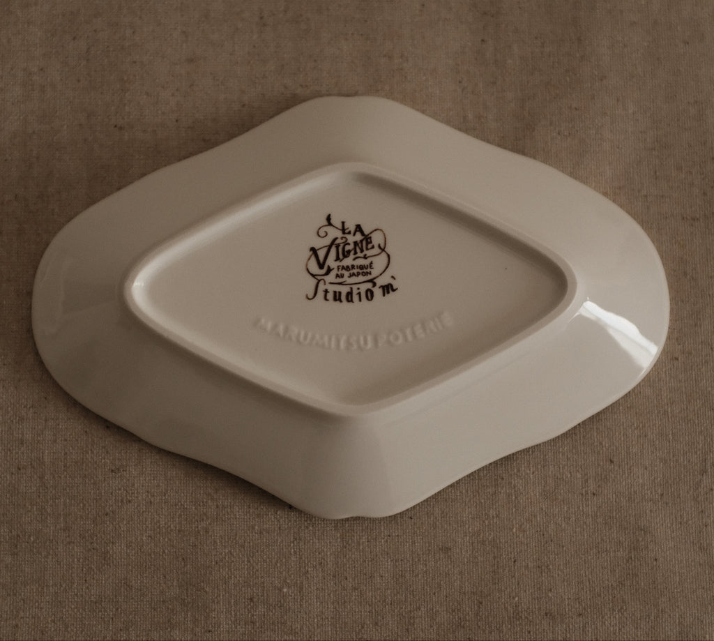 Studio M' Japan Vigne Plate Brown