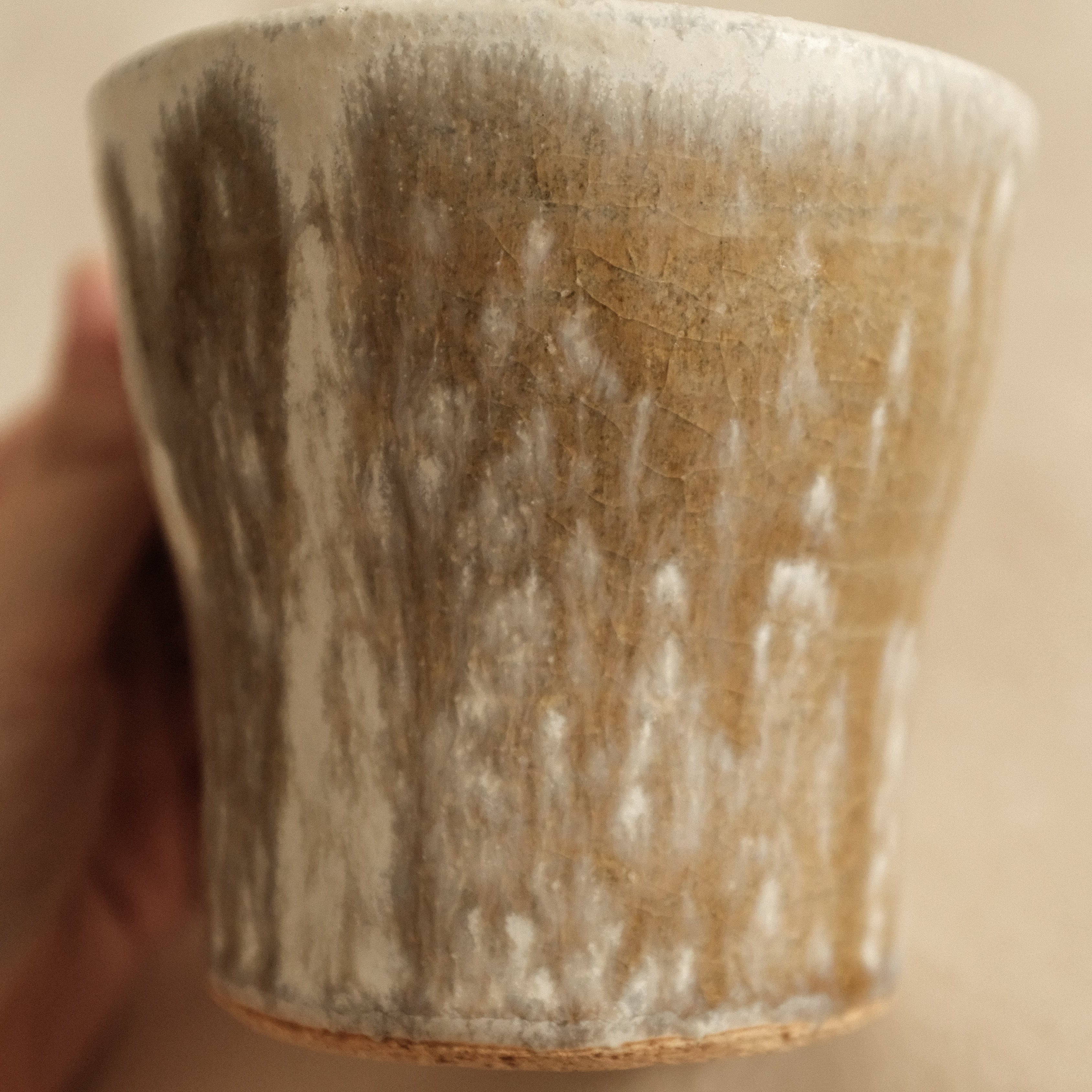 Kyuuko Mashiko Konayuki Powder Snow Glaze Mug with Handle