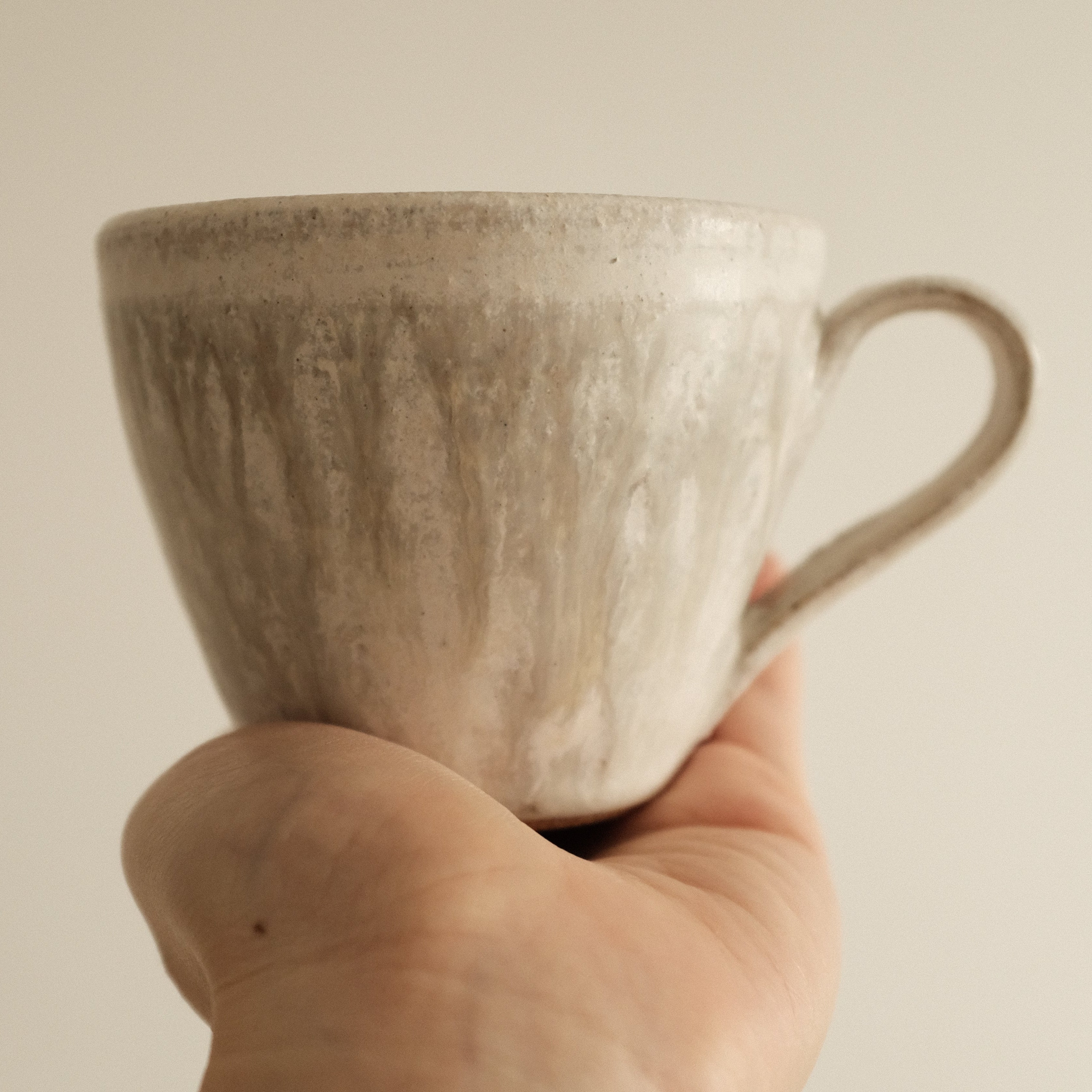 Kyuuko Mashiko Konayuki Powder Snow Glaze Small Mug with Handle