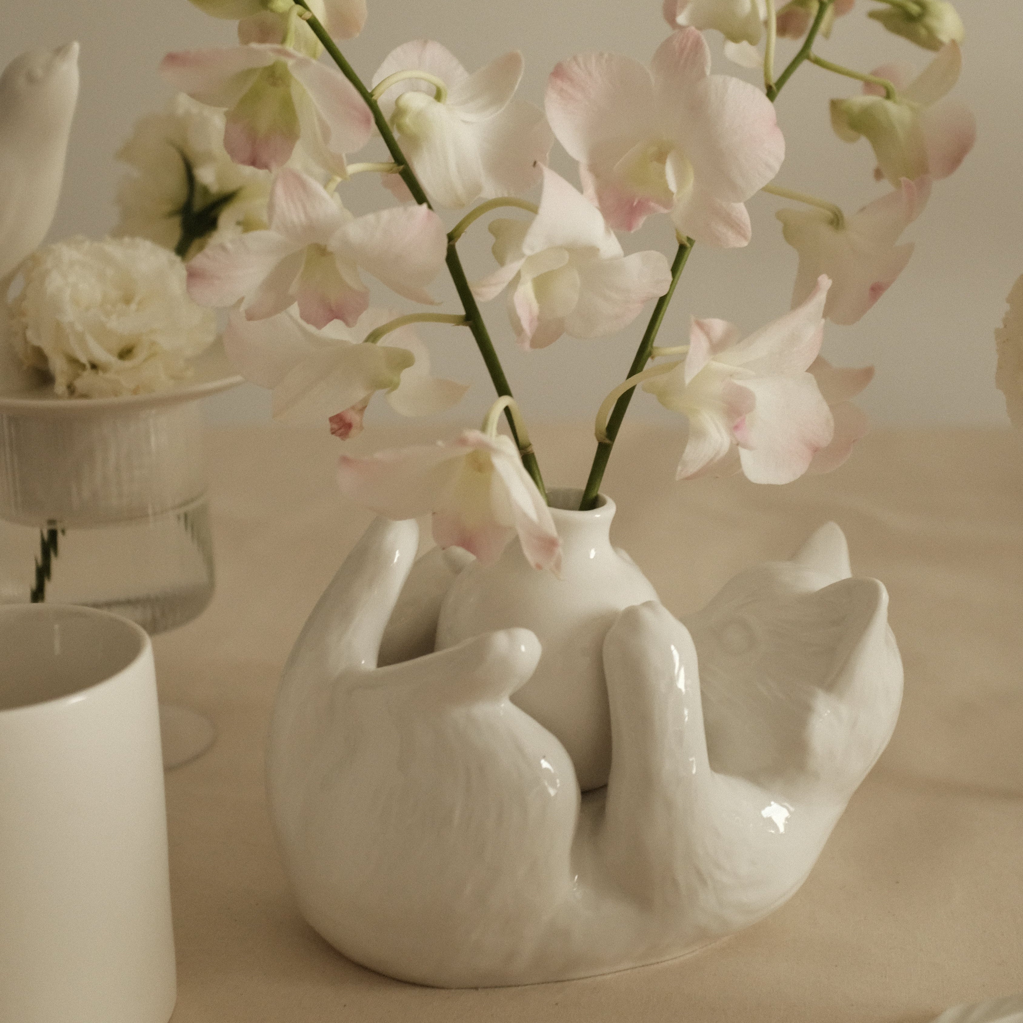 MIGNON Furry Cat with Small Ceramic Vase Reed Diffuser Bottle