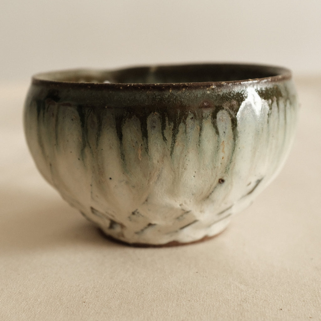 Masamura Japan Carved Artichoke Moss Green Japan Katakuchi Chawan Matcha Bowl with Spout