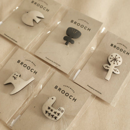 Akorat Japan Bone Brooch Duck