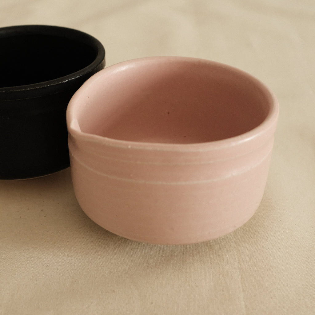 Hatsuichi Japan Momo Neri Pink Katakuchi Chawan Matcha Bowl Large Minoware