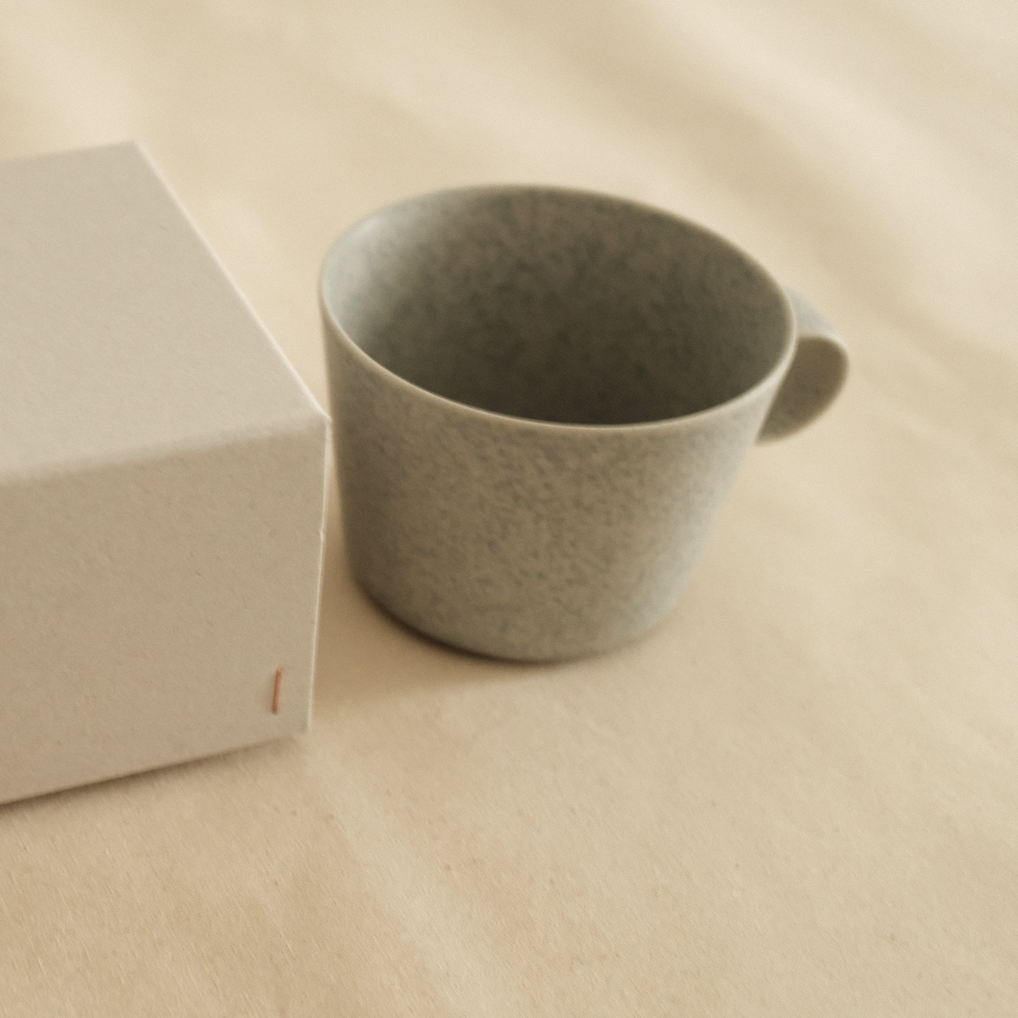 yumiko iihoshi unjour aspres midi matin cup nami light blue pattern