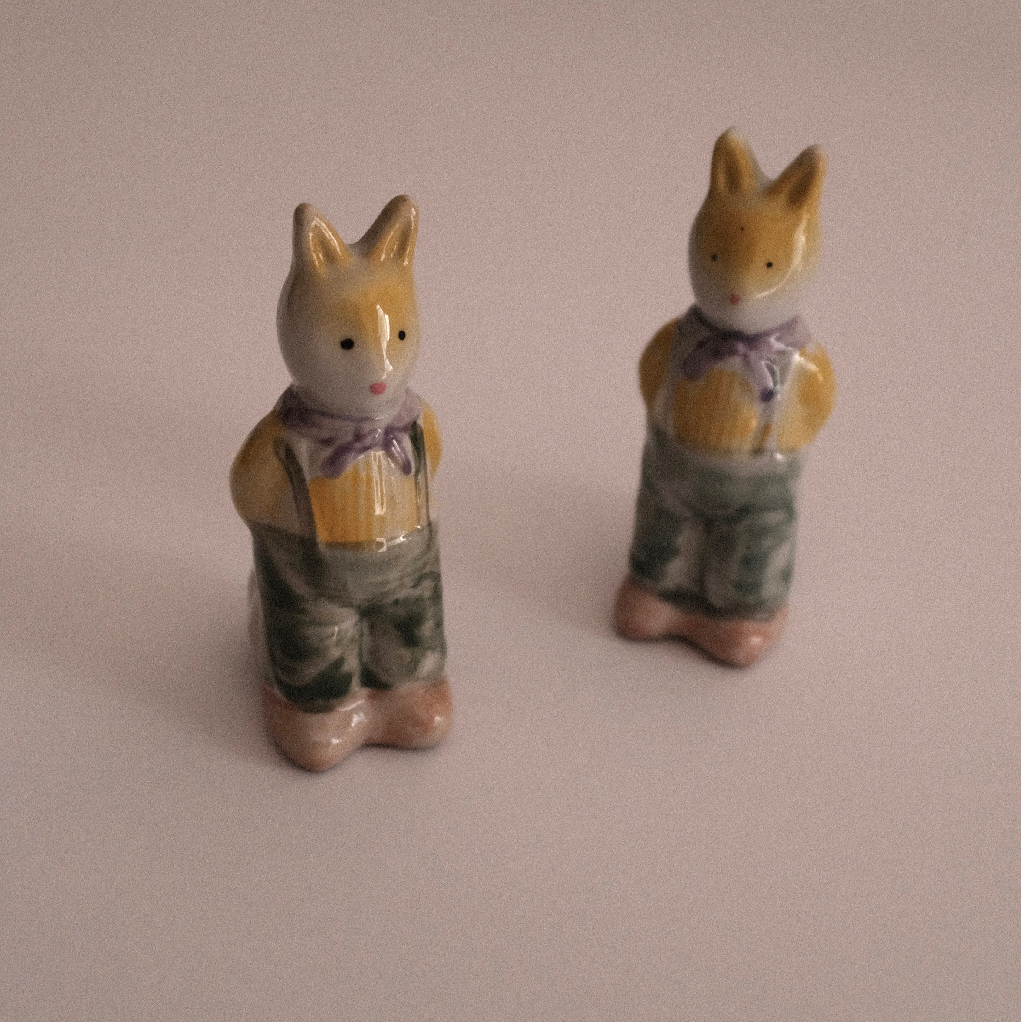 REYNARD Fox Handmade Handpainted Retro Ceramic Condiment Shaker Bottle