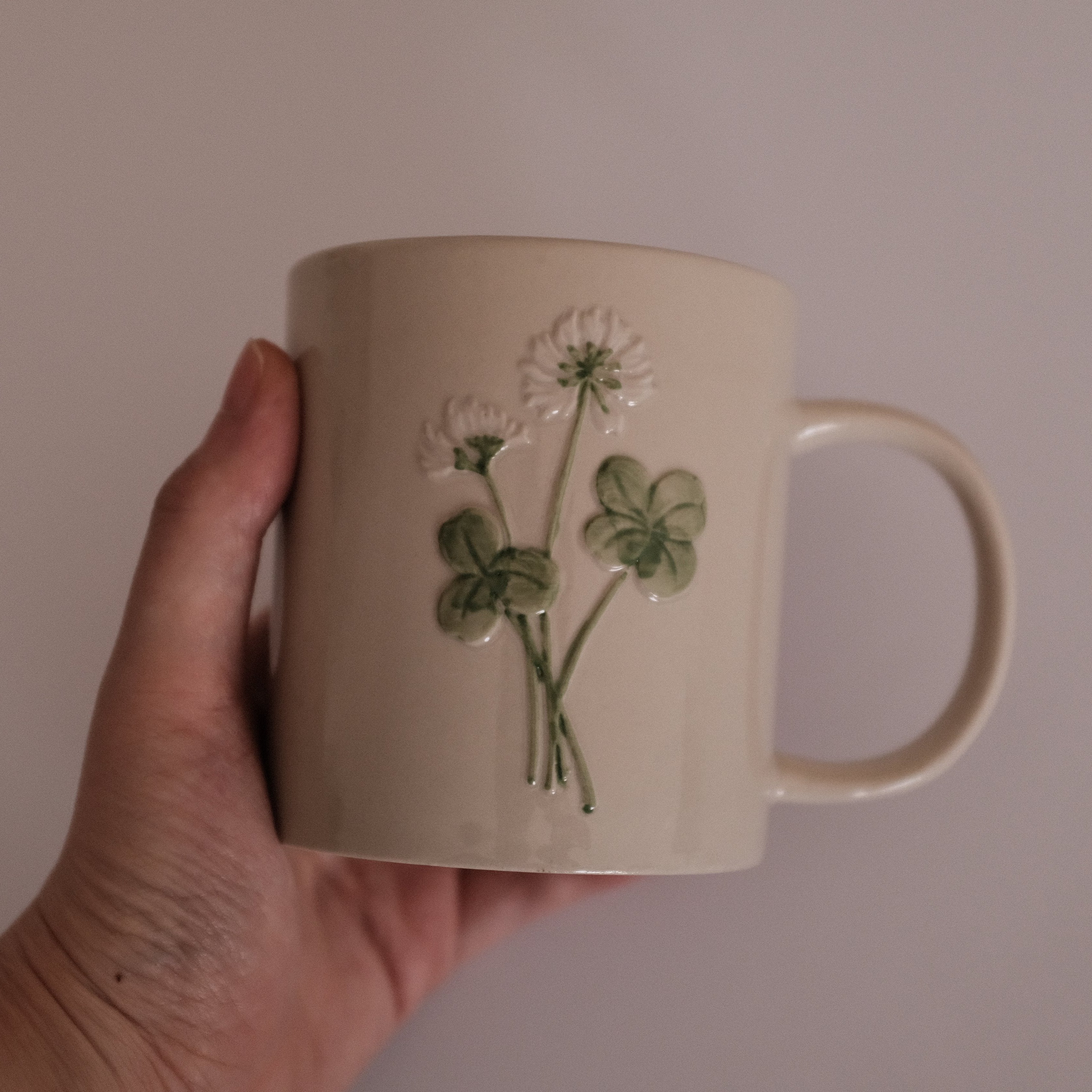 SUMMERIE Rustic Charm Whimsical Floral Chrysanthemum Relief Ceramic Mug