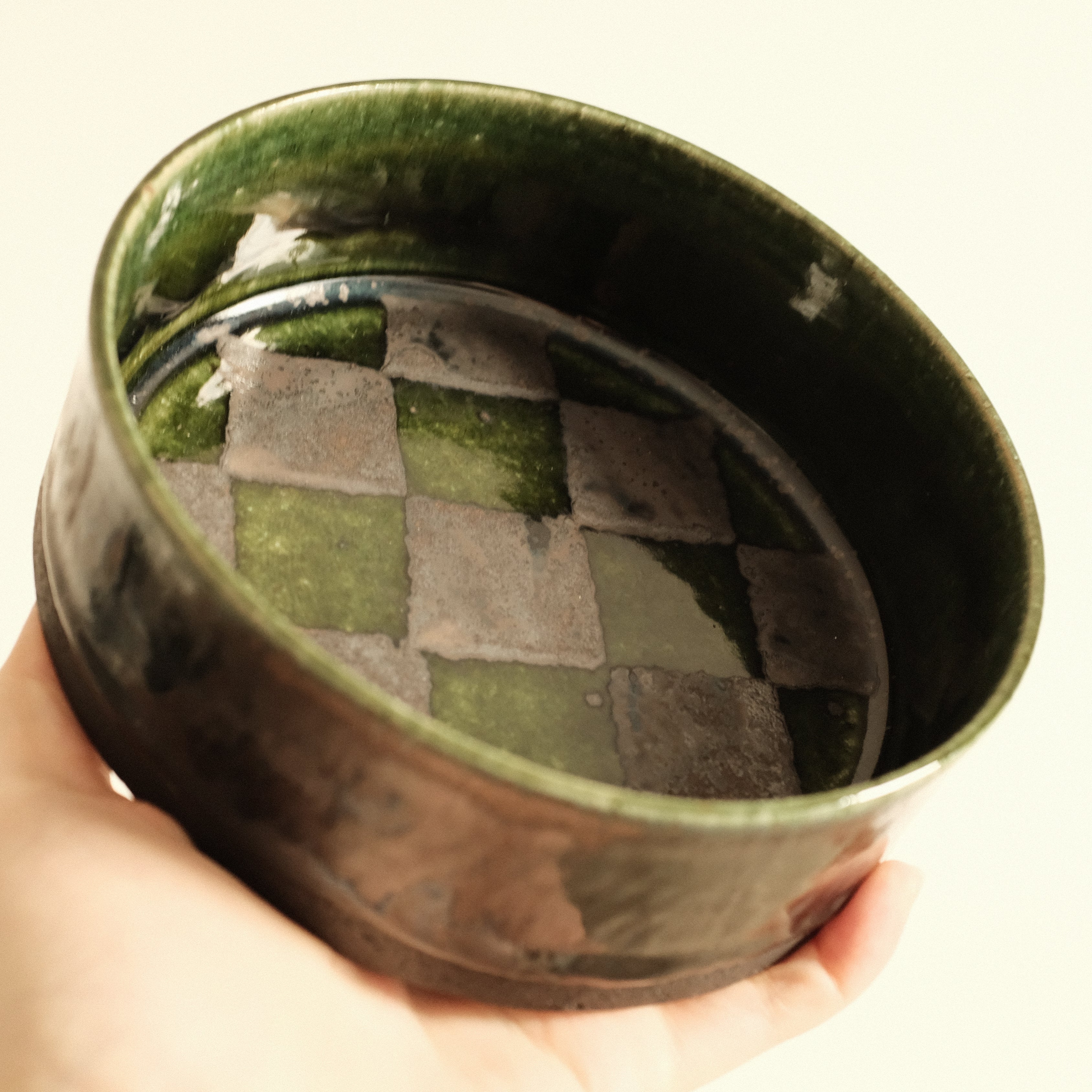 Kuroki Taira Oribe Green Glaze Checkered Dish Bowl