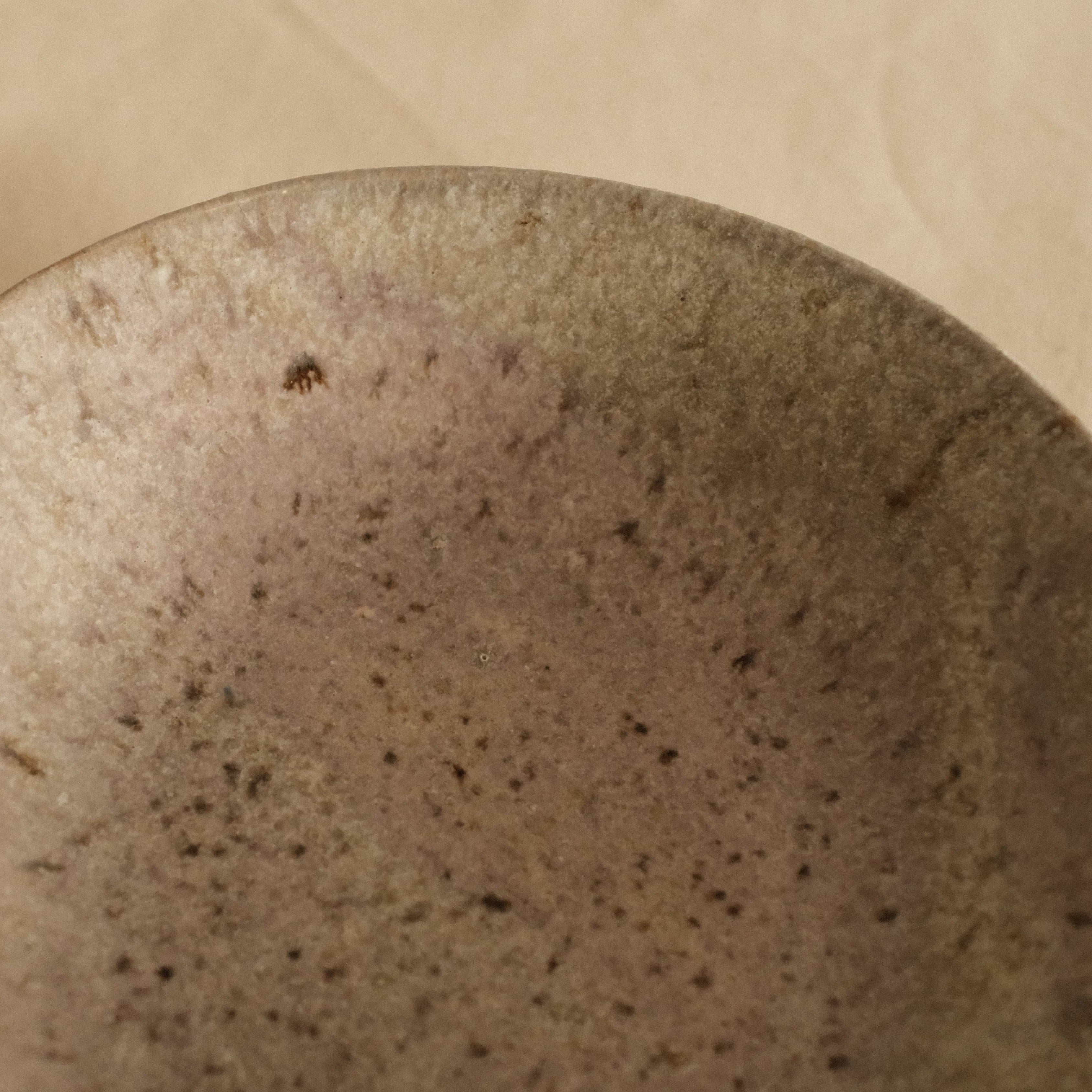 Suzuki Mikumo Spring Soft Pink Green Ceramic Deep Plate