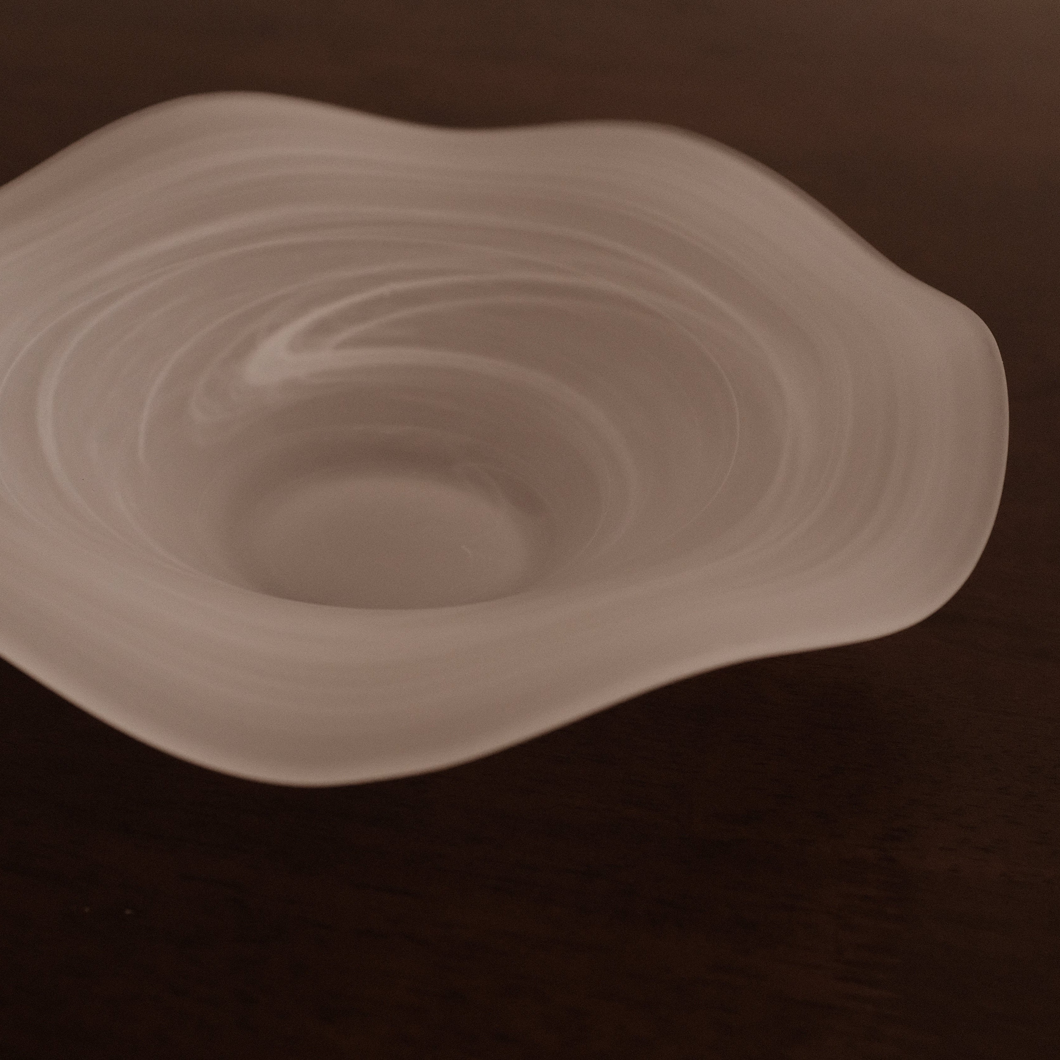 ESME Handmade Wavy Round Frosted Glass Cosmic Deep Plate White