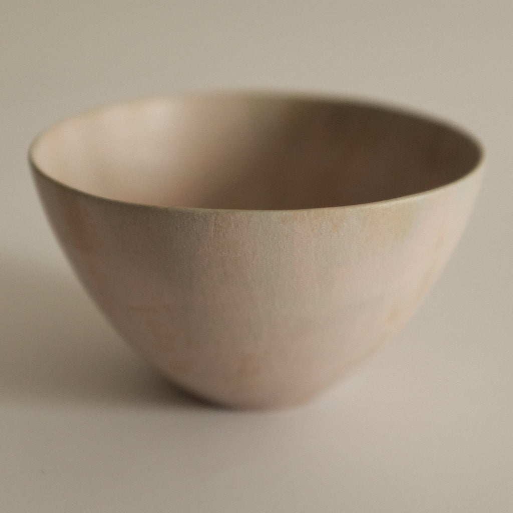 Makoto Saito Palette Pink Blue Round Cup