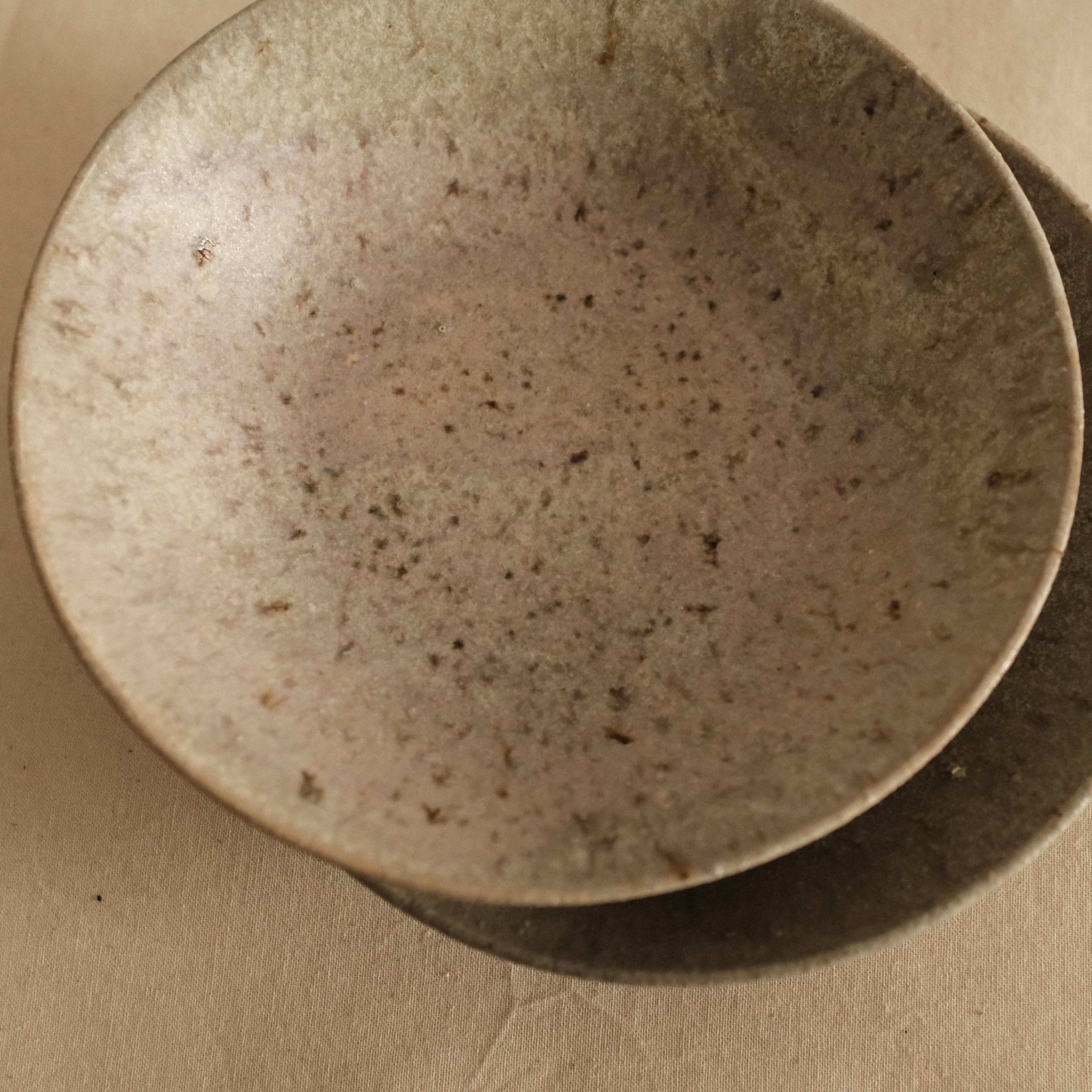 Suzuki Mikumo Spring Soft Pink Green Ceramic Deep Plate