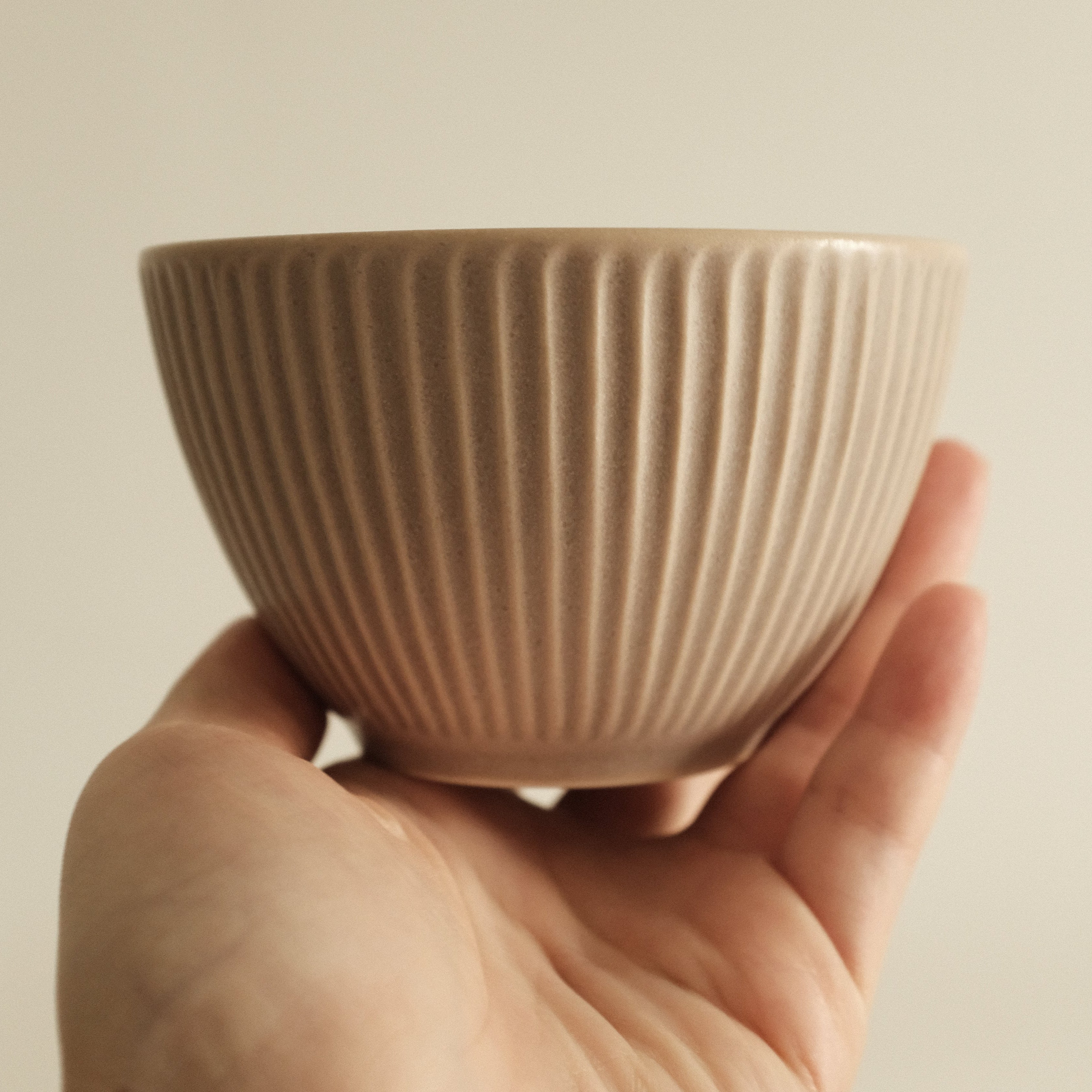 East Table Cotogo Beige Matte Small Bowl