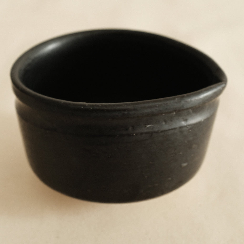 Hatsuichi Japan Kuroku Neri Black Katakuchi Chawan Matcha Bowl Minoware
