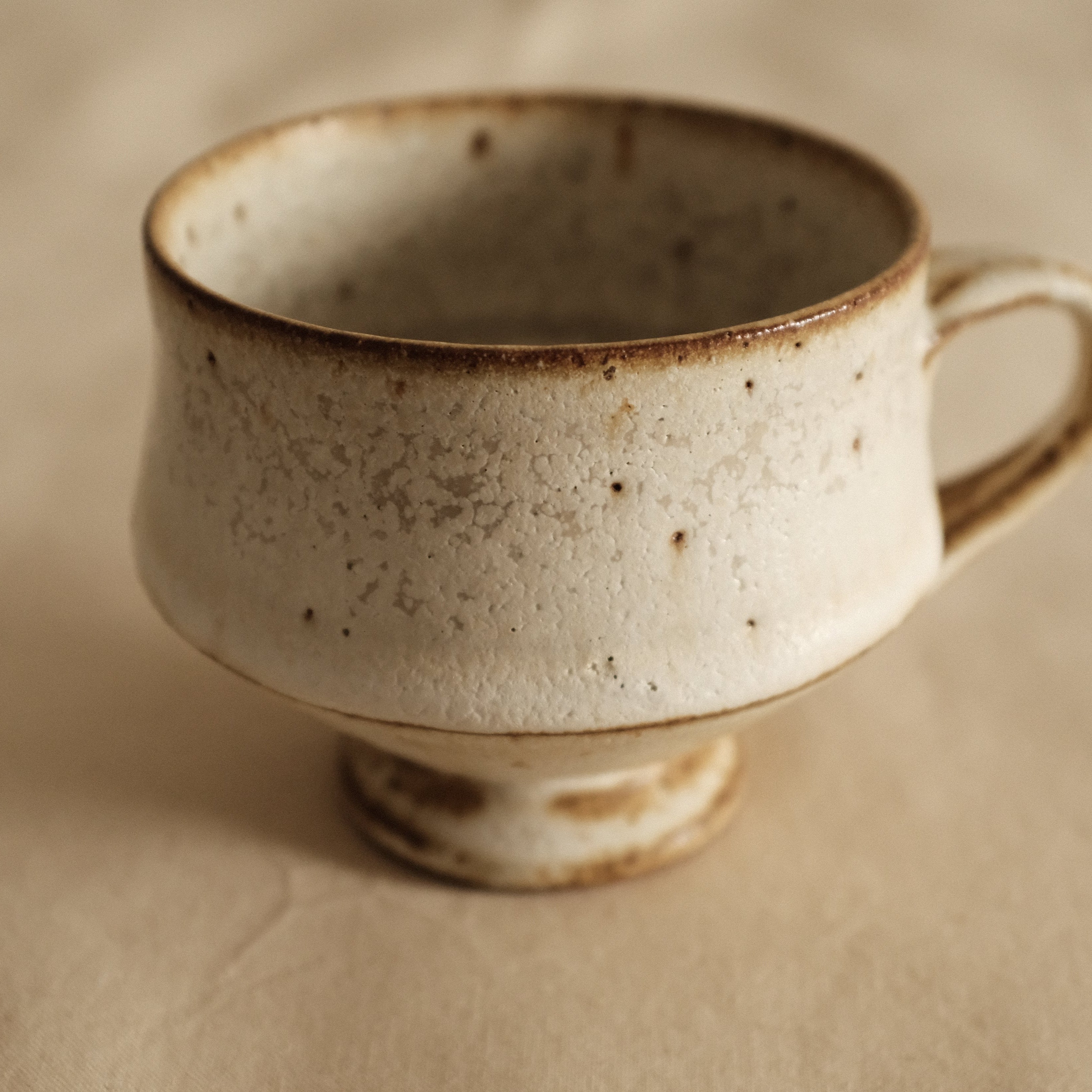 Kazuhito Yamamoto White Milky Glaze Antique Goblet Mug