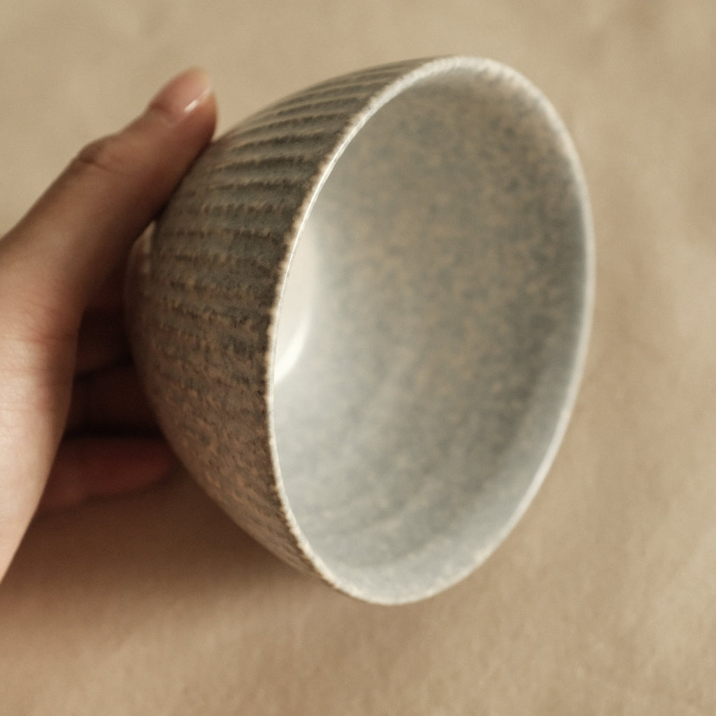 East Table Cotogo Kiln Change Blue Matte Small Bowl