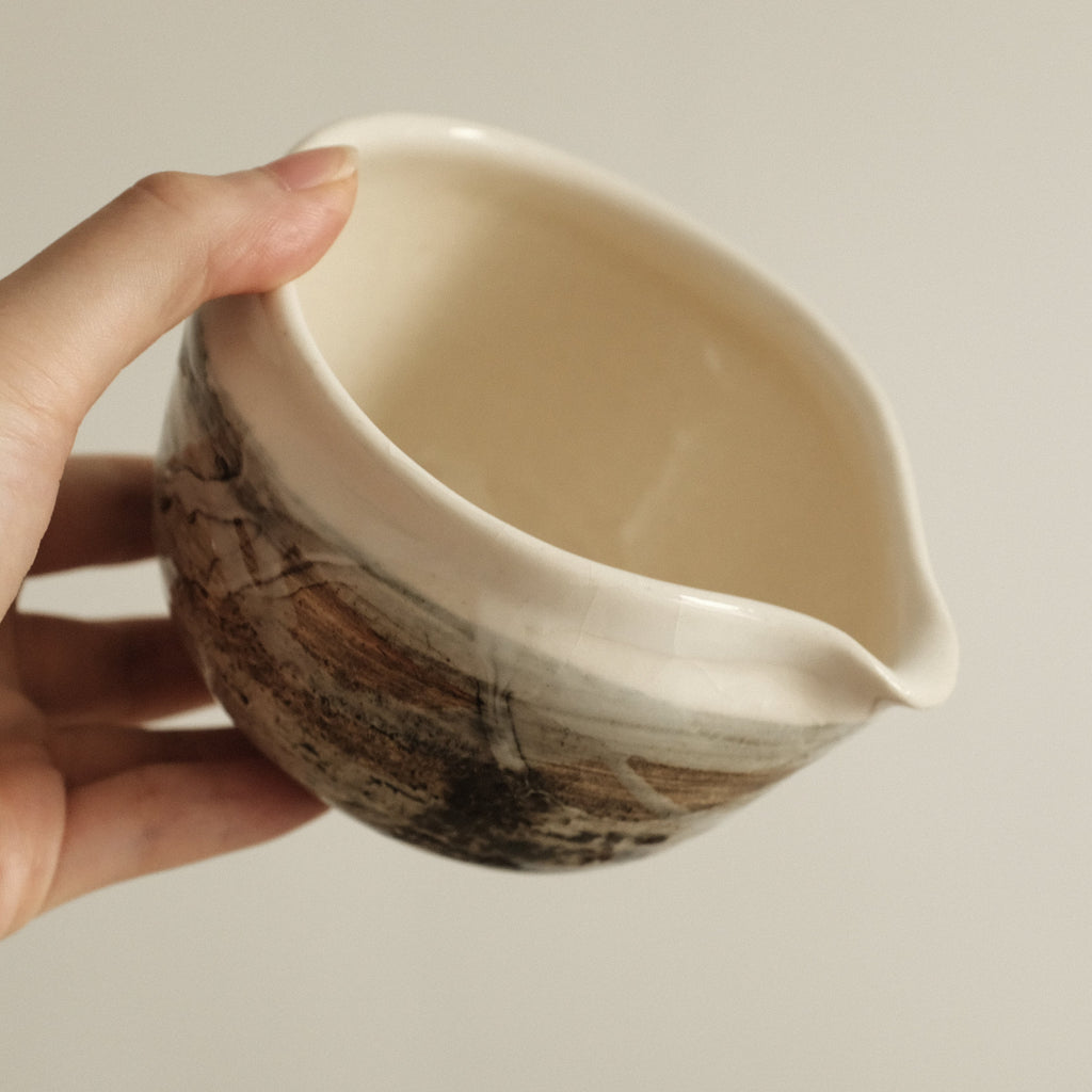 Hatsuichi Japan Shiro White Nagashi Katakuchi Chawan Matcha Bowl Minoware