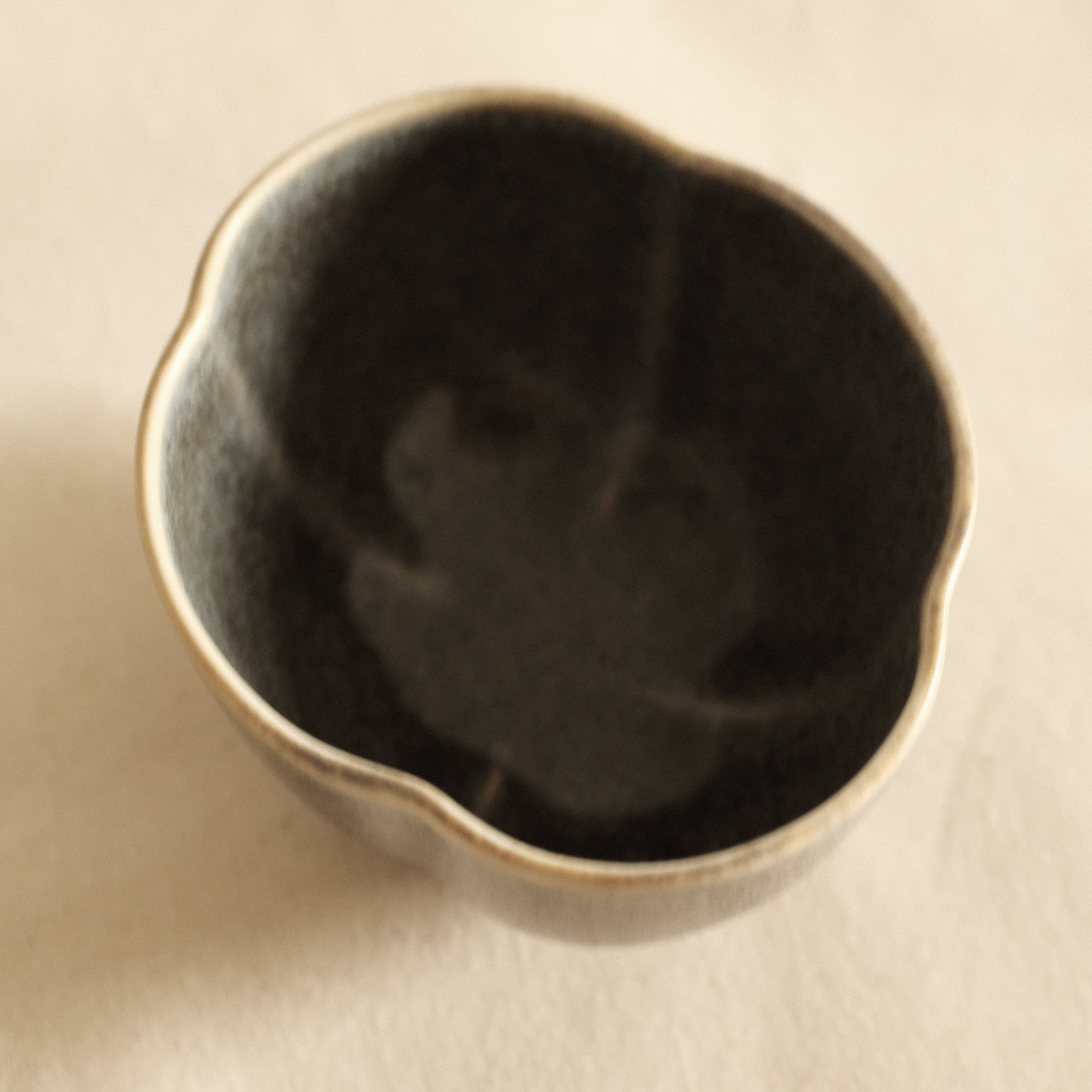 East Table Dolce Kiln Change Glaze Mokko Papaya Shape Goma Sesame Small Bowl