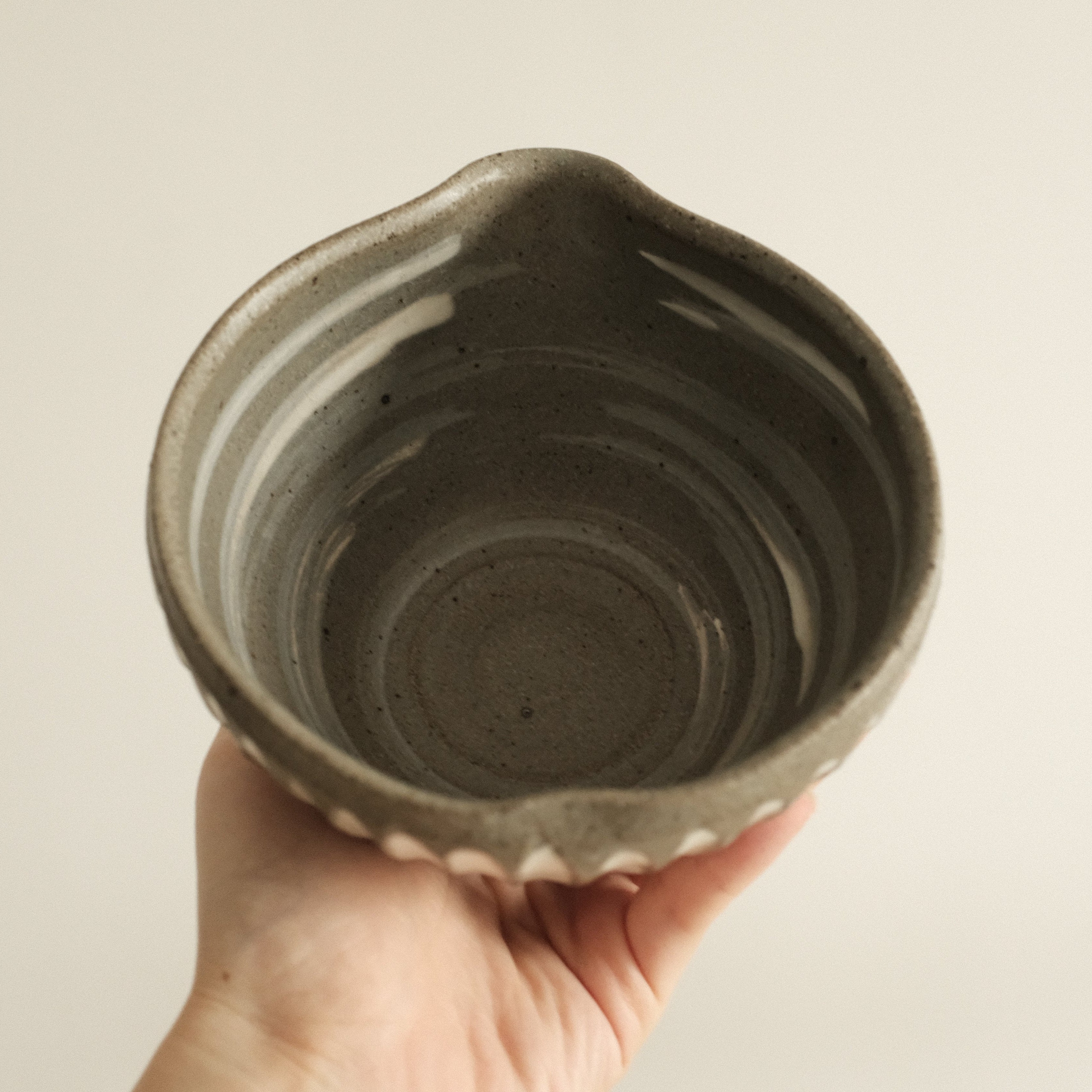 Masamura Japan Kohiki Carved Katakuchi Chawan Matcha Bowl with Spout