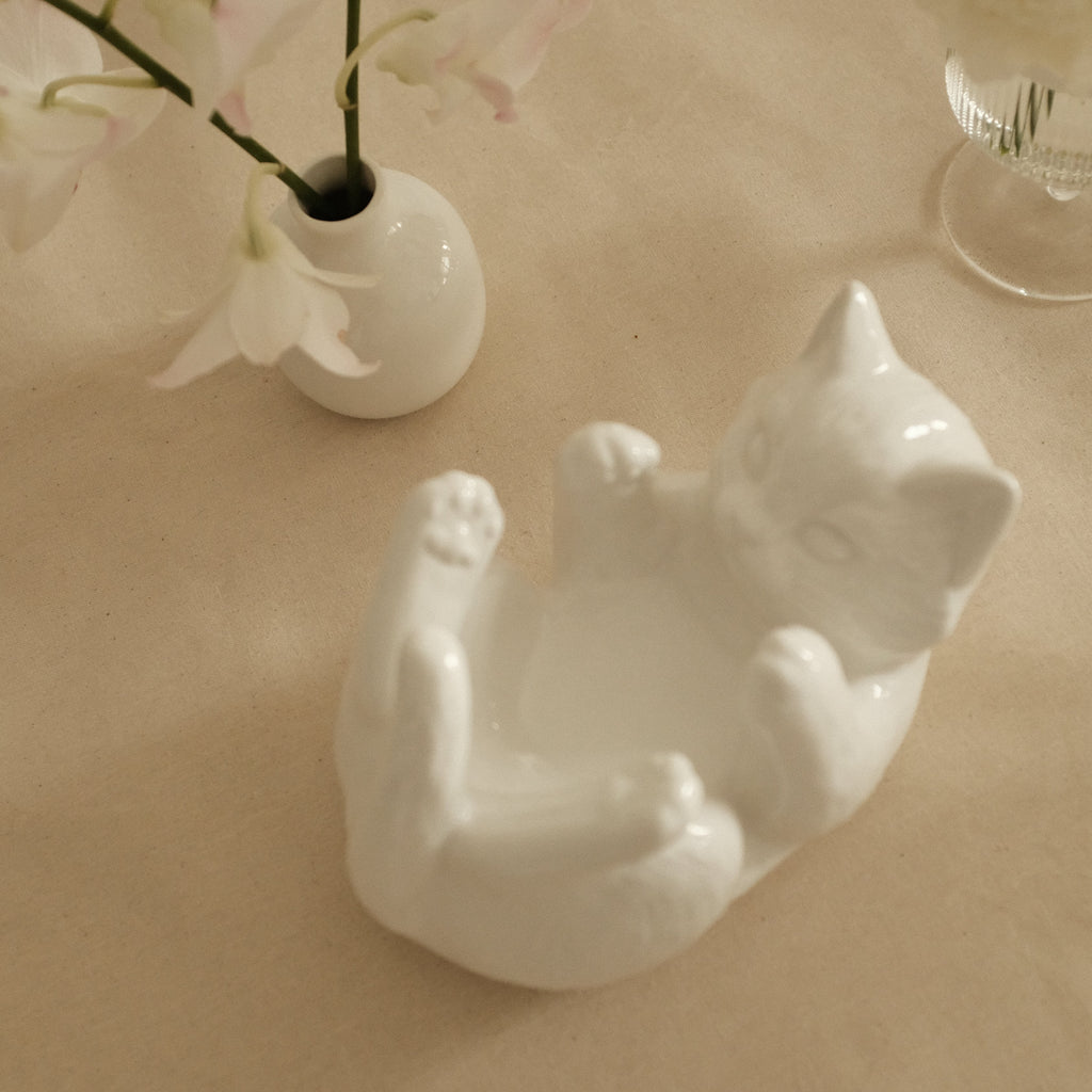 MIGNON Furry Cat with Small Ceramic Vase Reed Diffuser Bottle