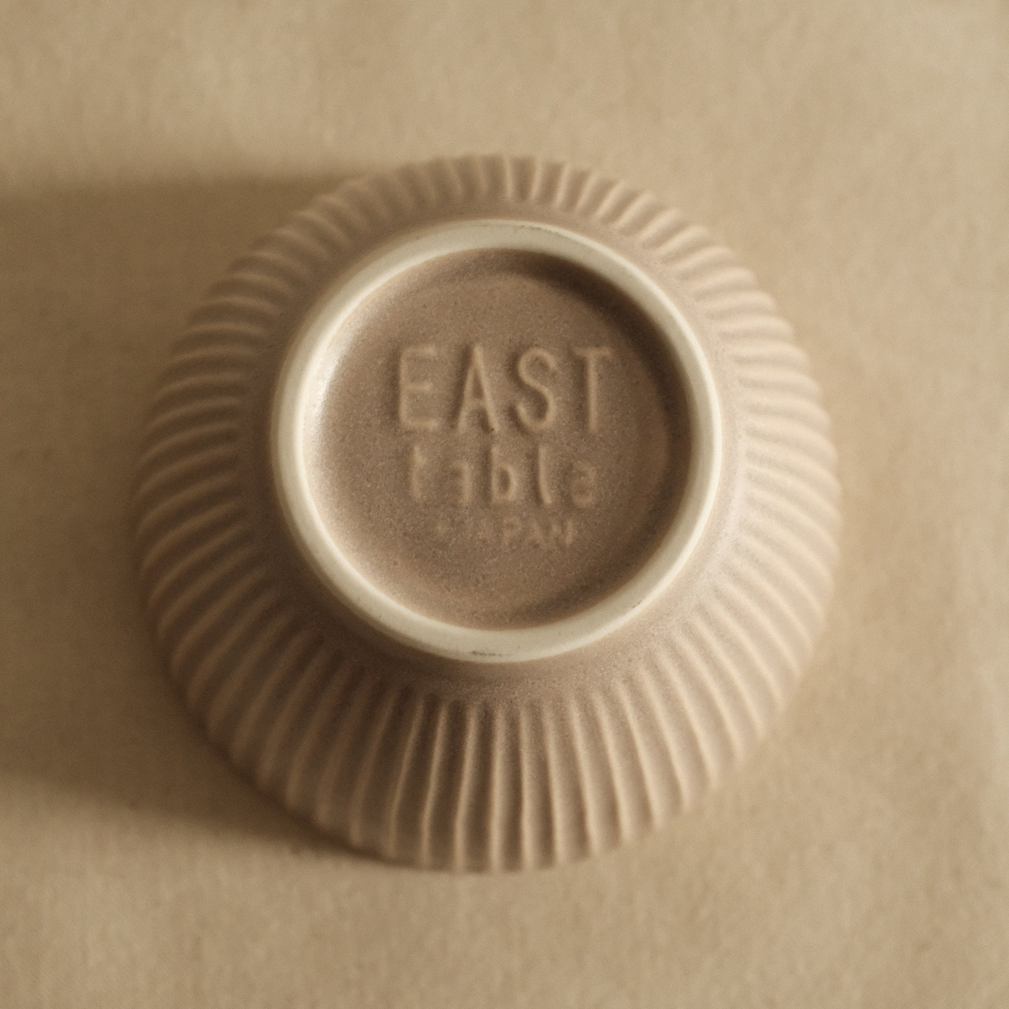 East Table Cotogo Beige Matte Small Bowl