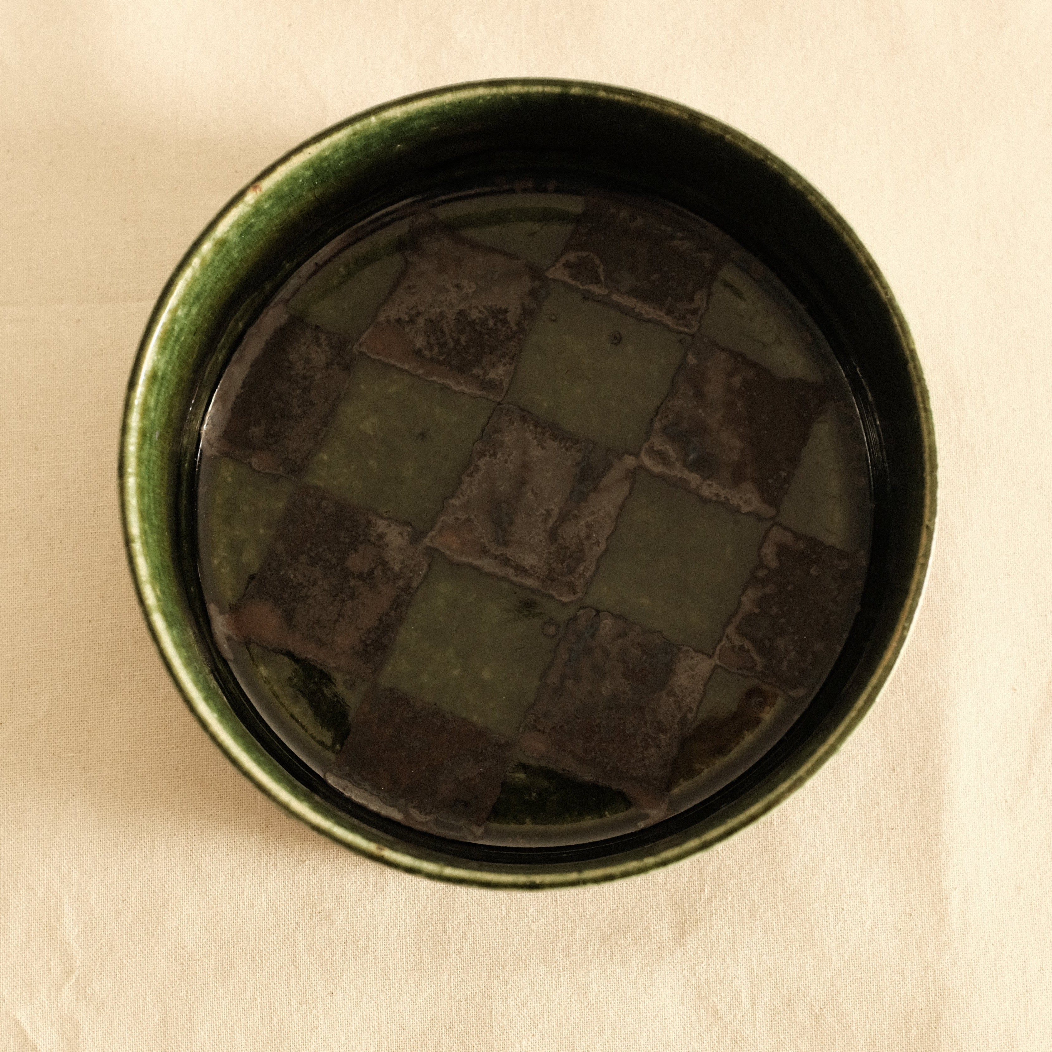 Kuroki Taira Oribe Green Glaze Checkered Dish Bowl
