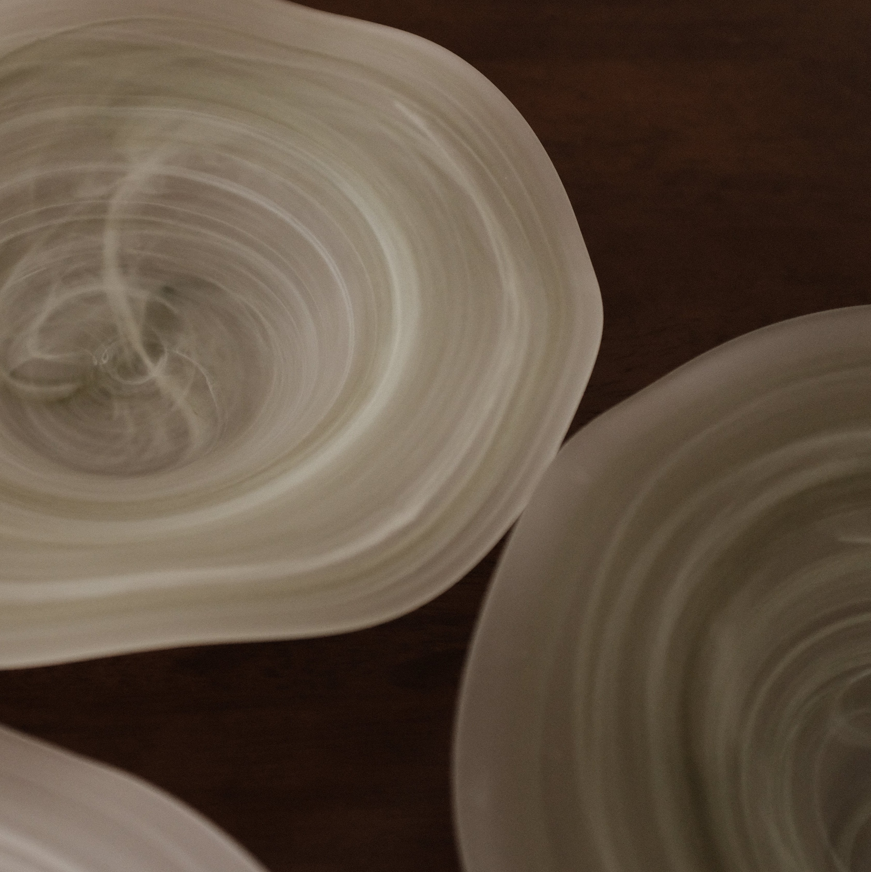 ESME Handmade Wavy Round Frosted Glass Cosmic Deep Plate Moss Green