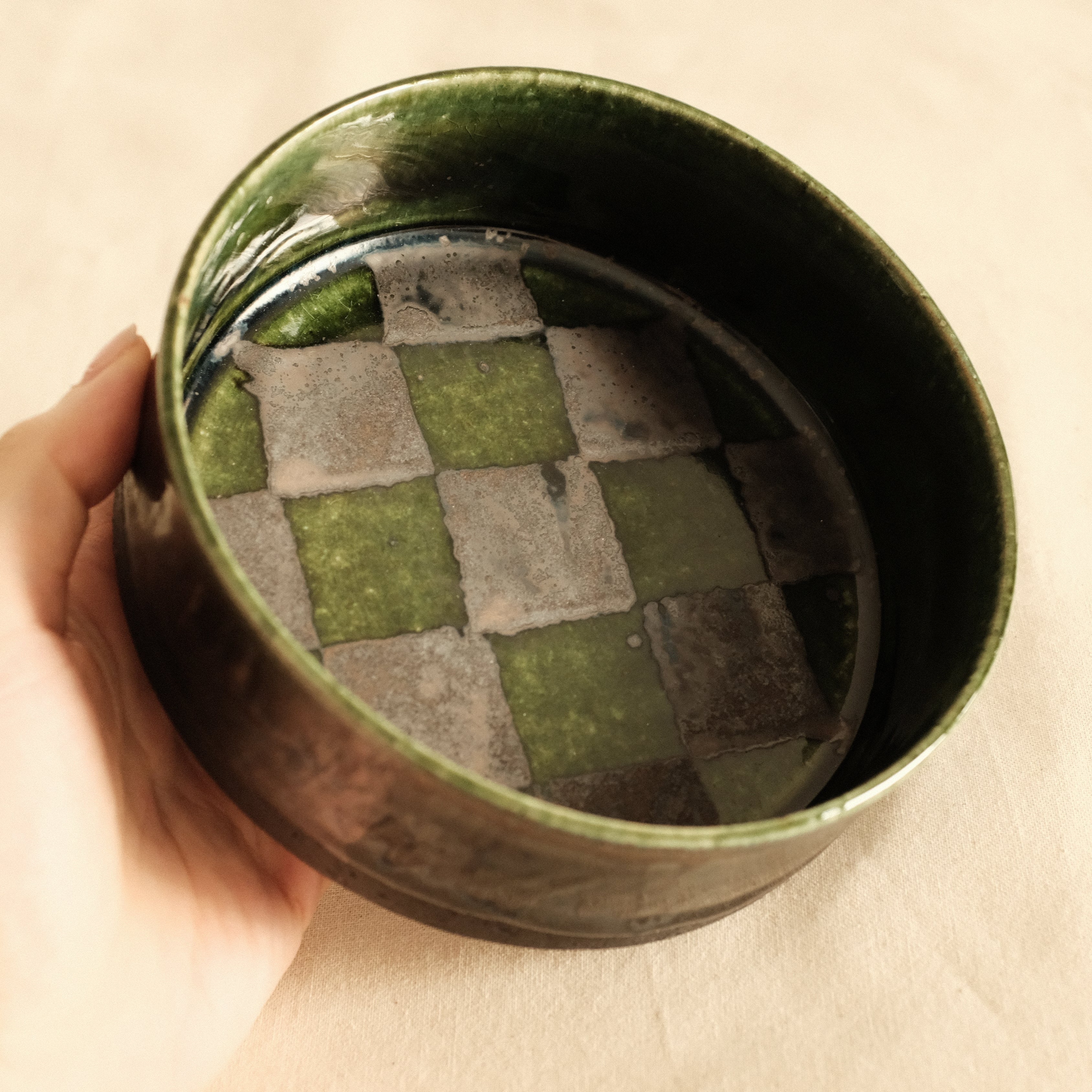 Kuroki Taira Oribe Green Glaze Checkered Dish Bowl