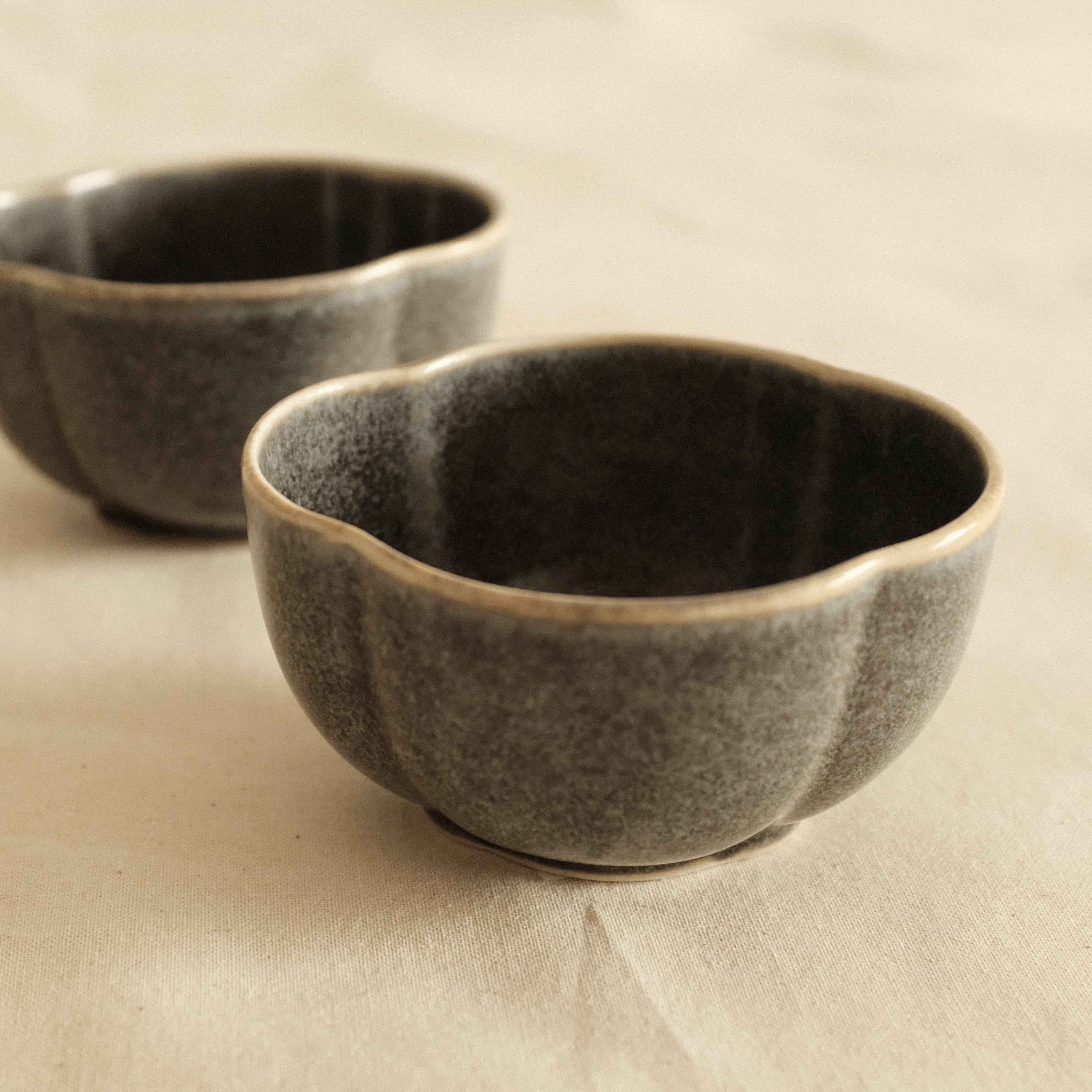 East Table Dolce Kiln Change Glaze Mokko Papaya Shape Goma Sesame Small Bowl