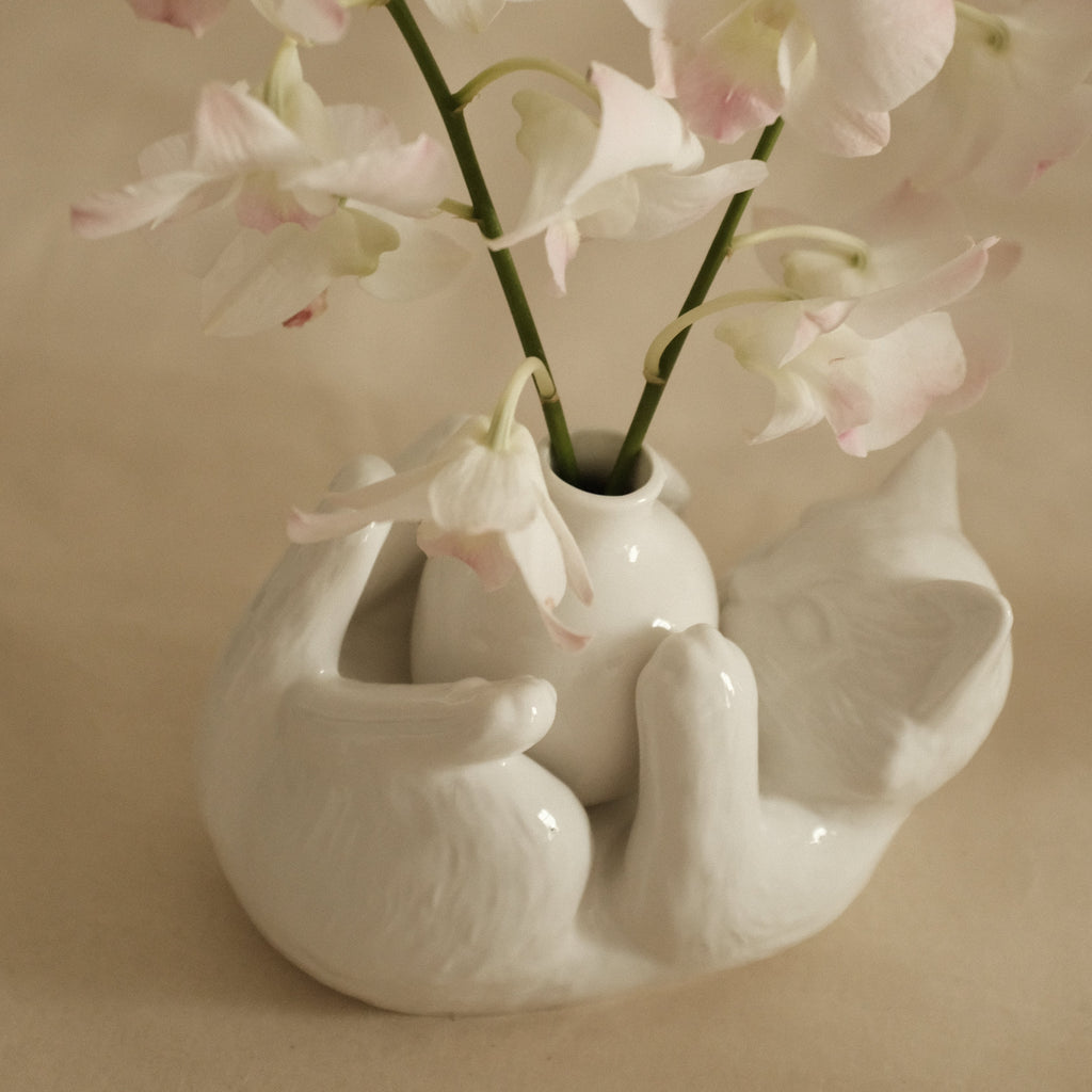 MIGNON Furry Cat with Small Ceramic Vase Reed Diffuser Bottle