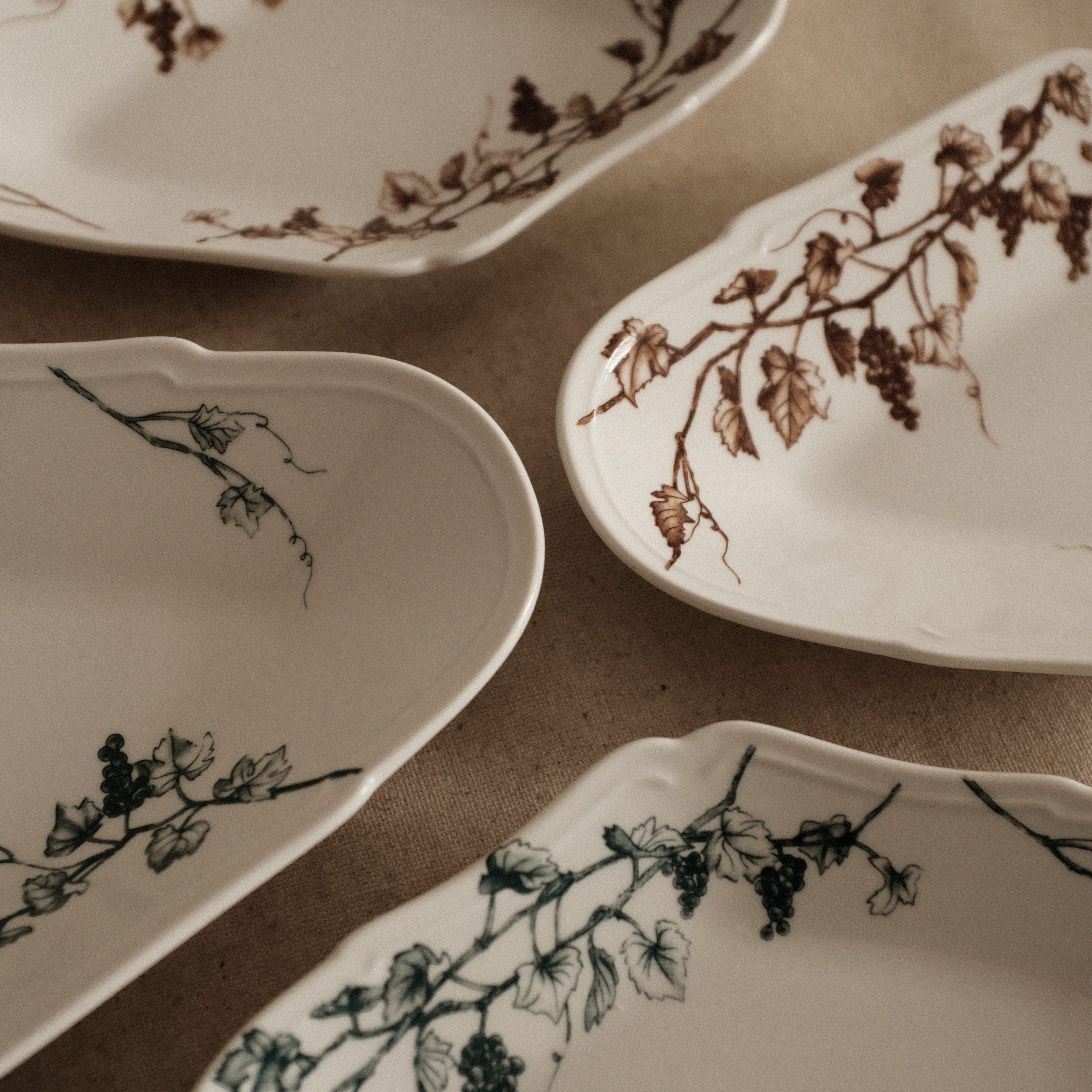 Studio M' Japan Vigne Plate Brown